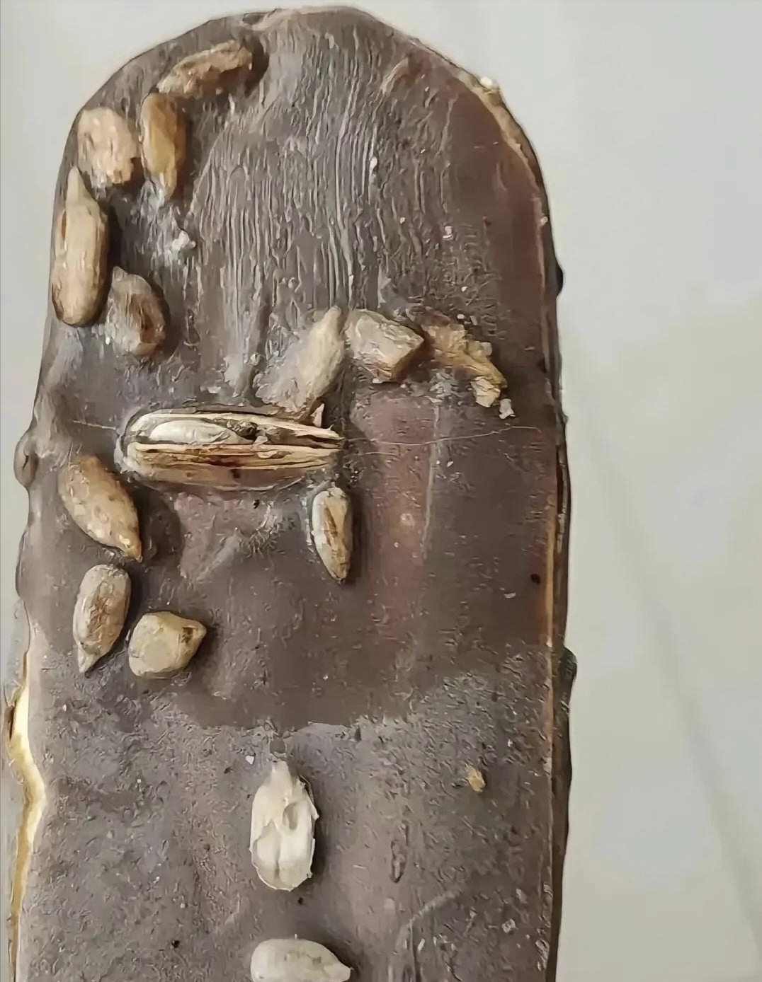 瓜子仁雪糕,发现了一颗带壳的瓜子,厂家想要表达什么意思?