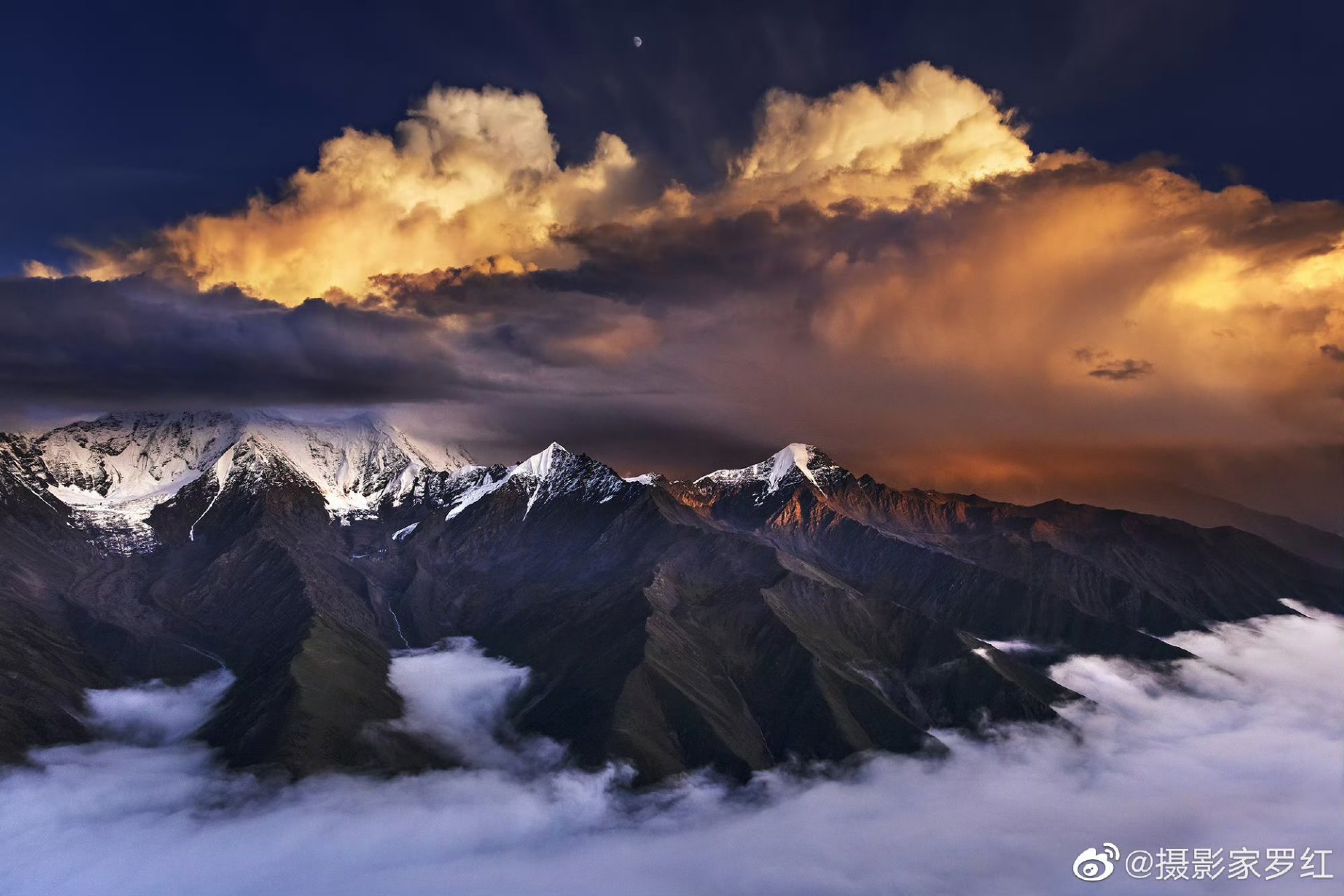 王昌龄 青海长云暗雪山,孤城遥望玉门关.