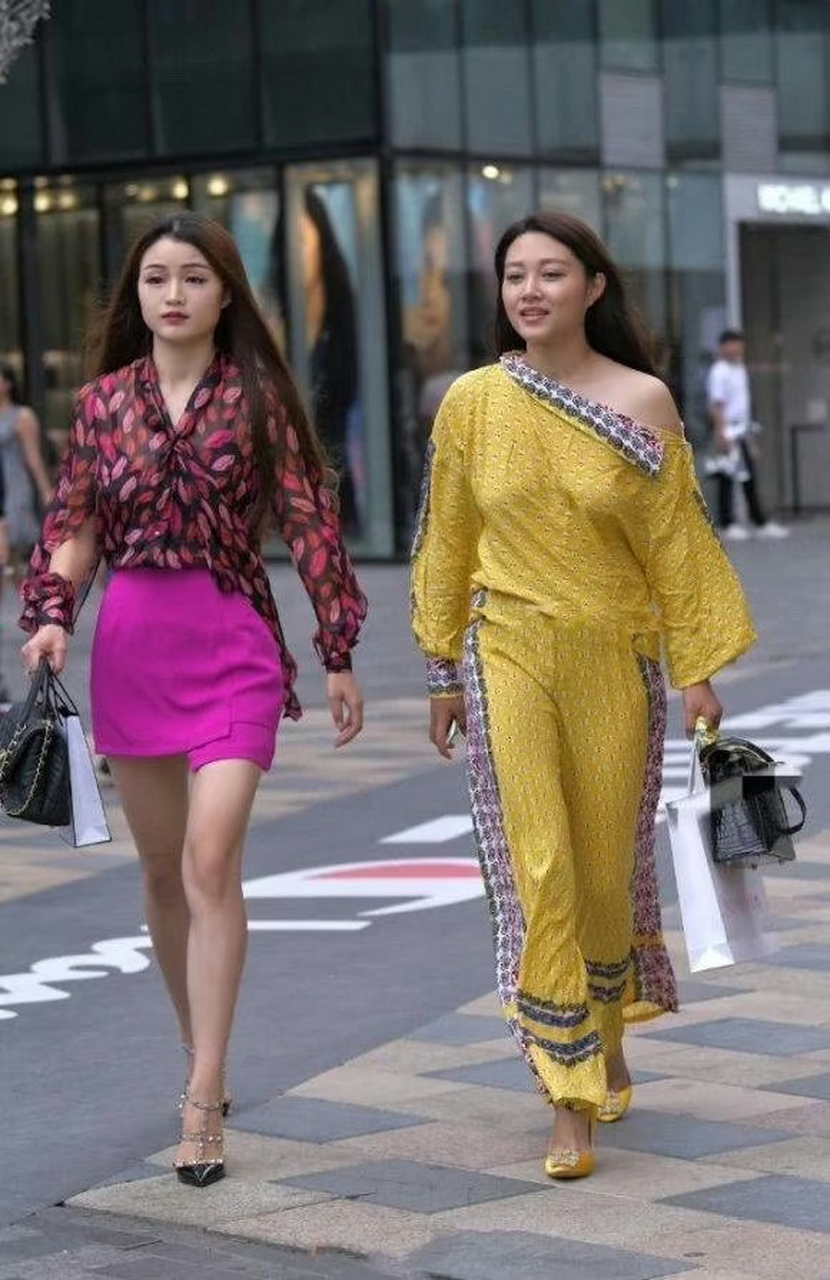 时尚百搭#禀火自高明 毓金挺刚克 凉燠资成化 羣芳载厚德.