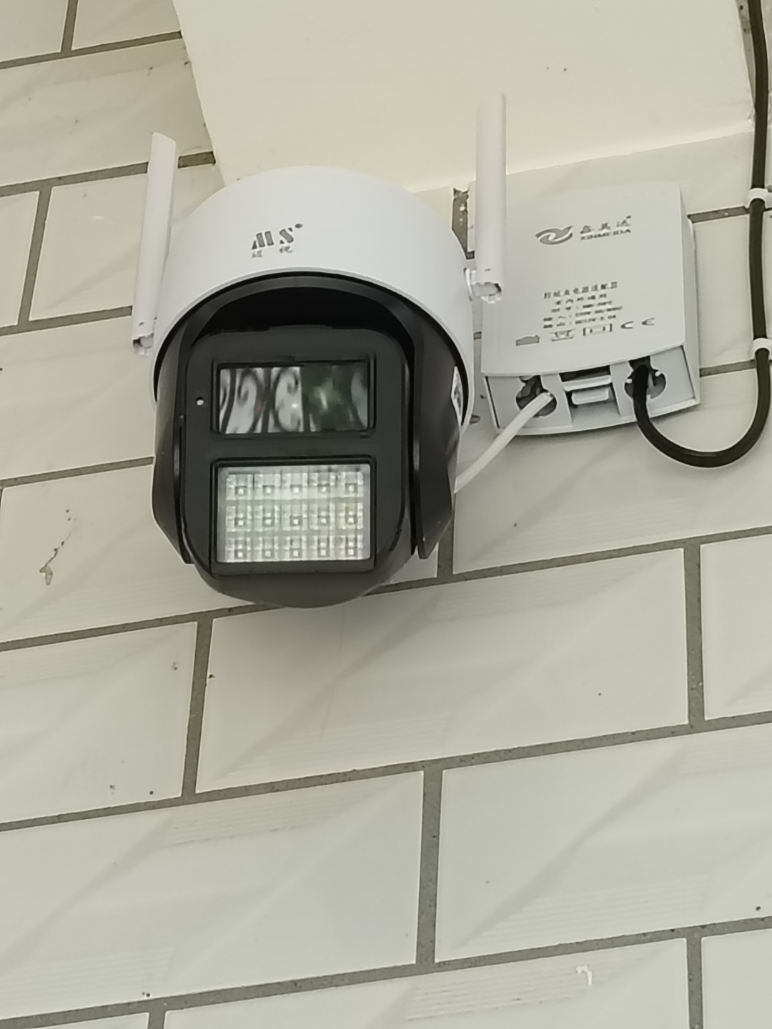 家里室外千万不要安装太阳能监控