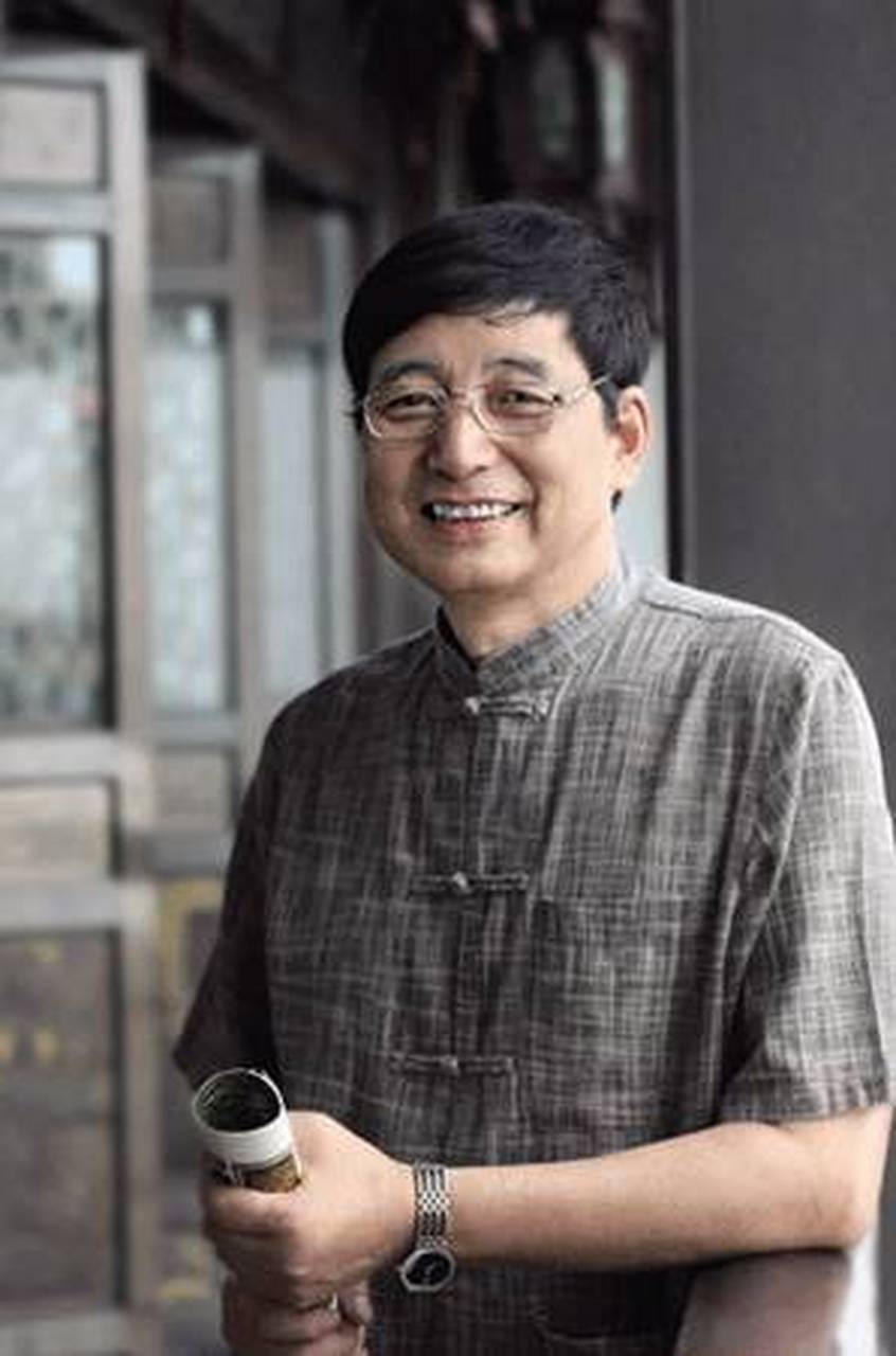 209米的巨蛇出现在洛阳邙山,天竺高僧 善无畏见到后,感叹道:"这条巨蛇