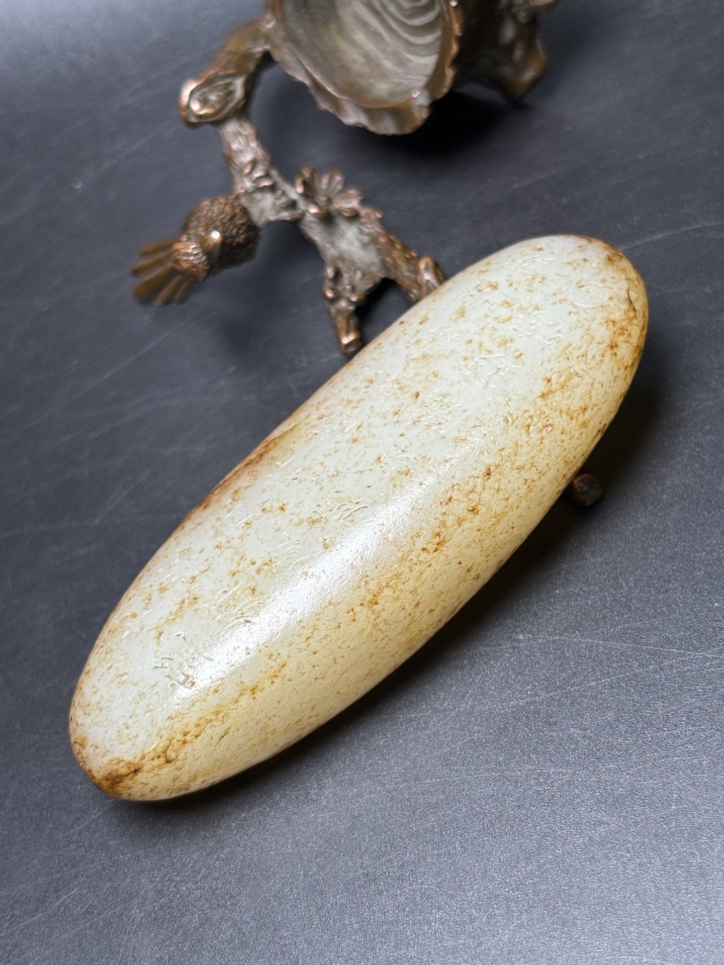 和田玉手把件