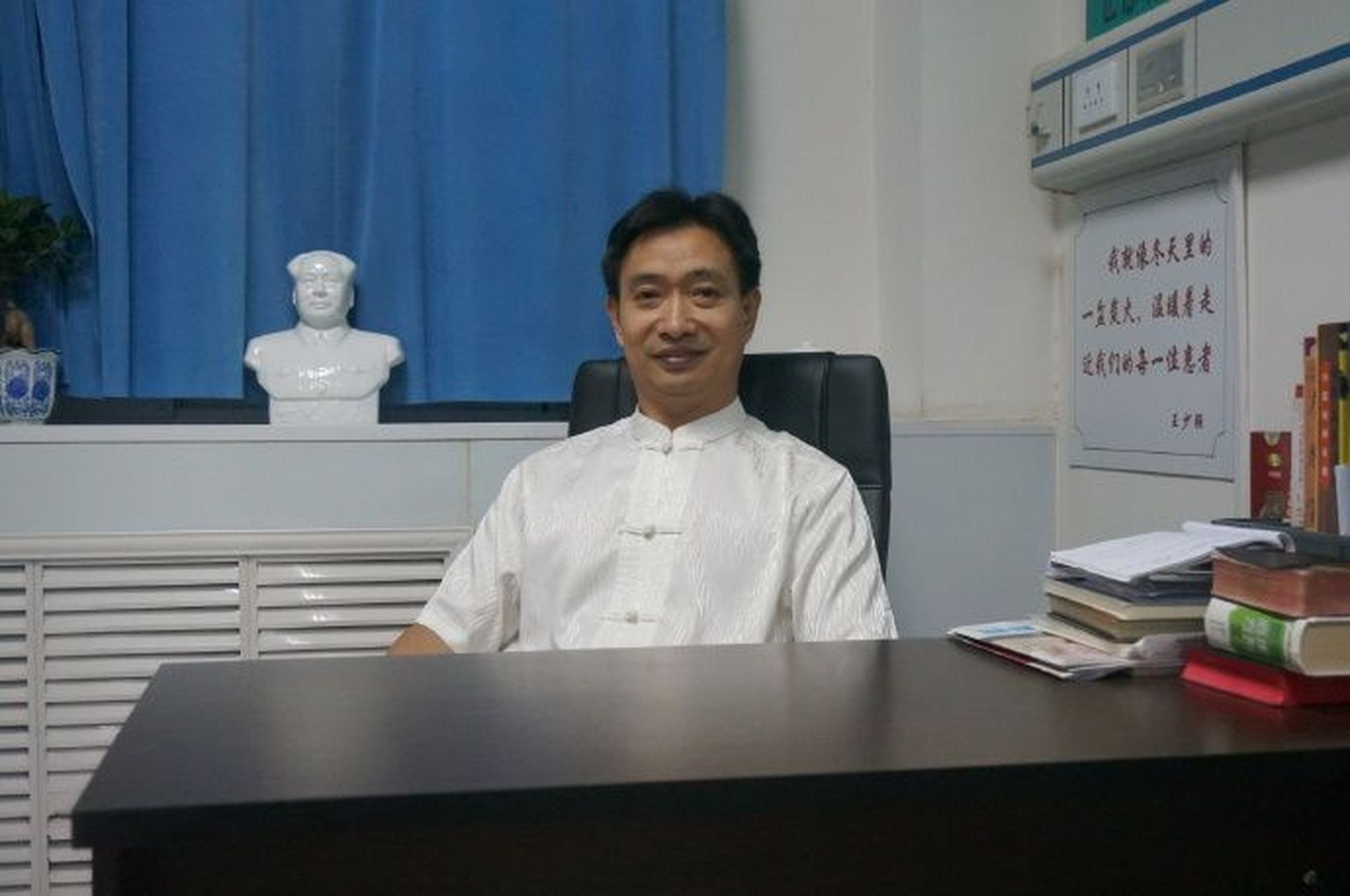 中医中瘤专家王少强治疗癌症的方法是很"明心见性"直指人心"的.