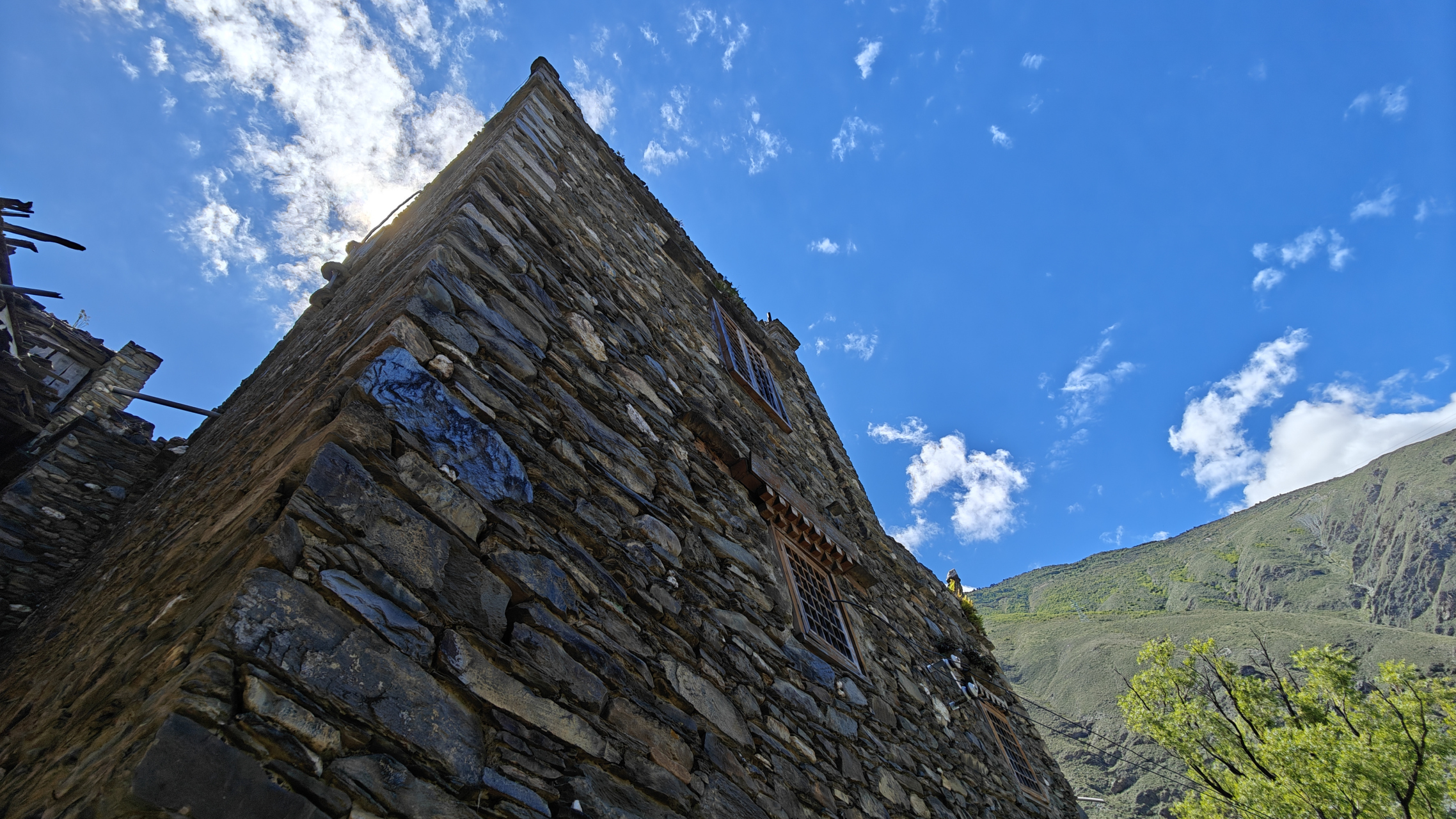 阿坝州黑水县色尔古藏寨!