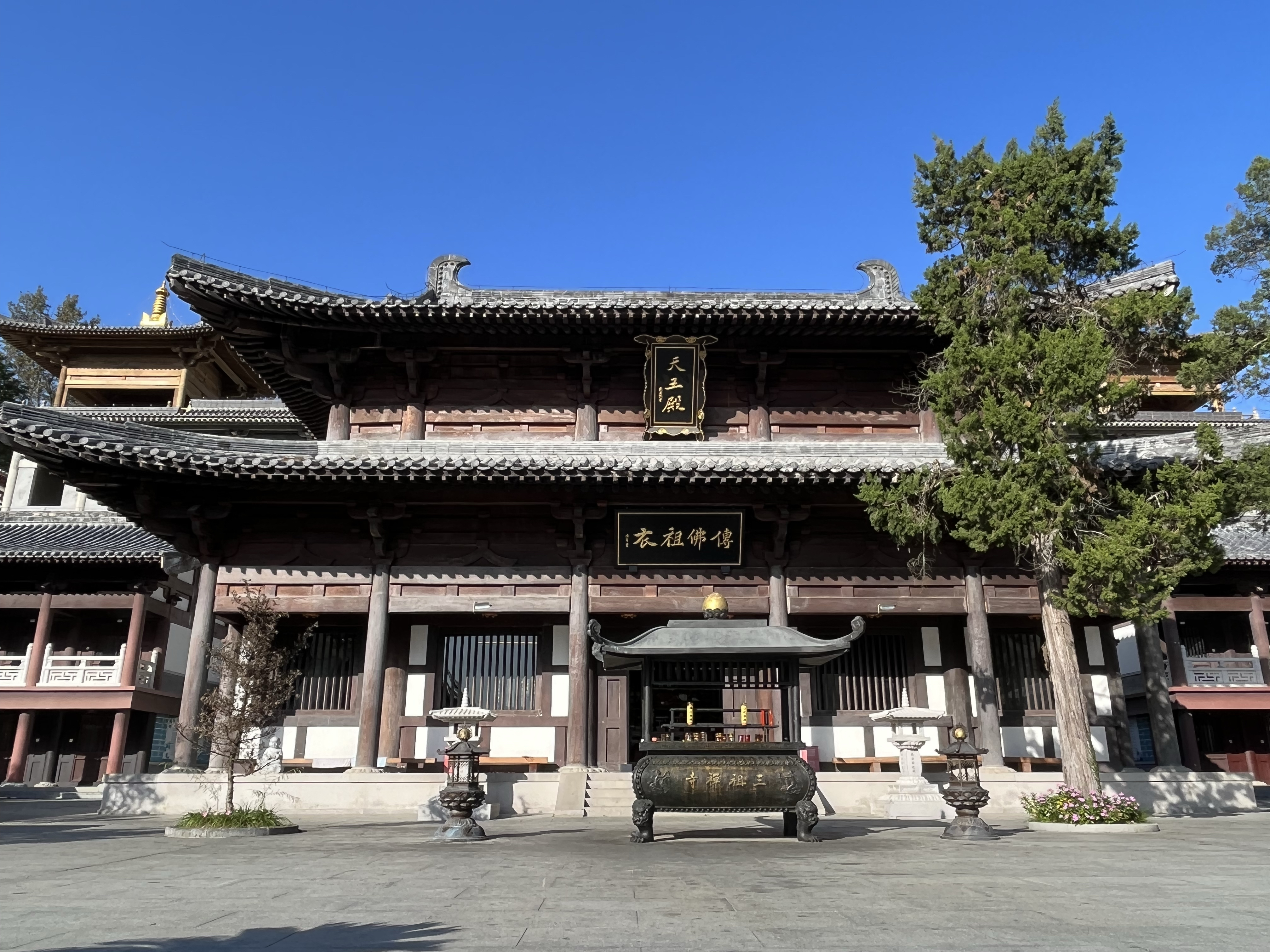 天柱山寺院图片