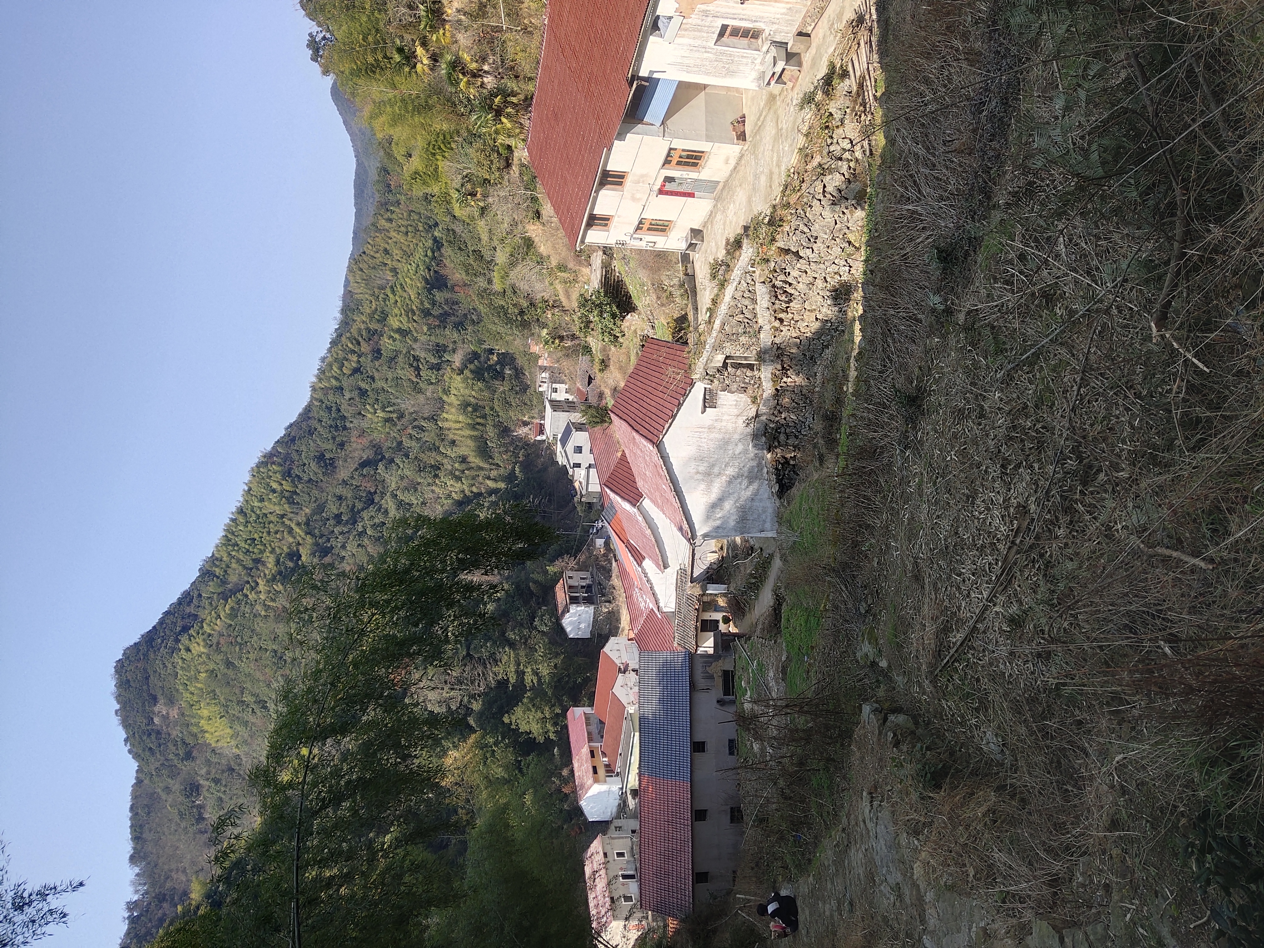 附近好玩的山区风景图片