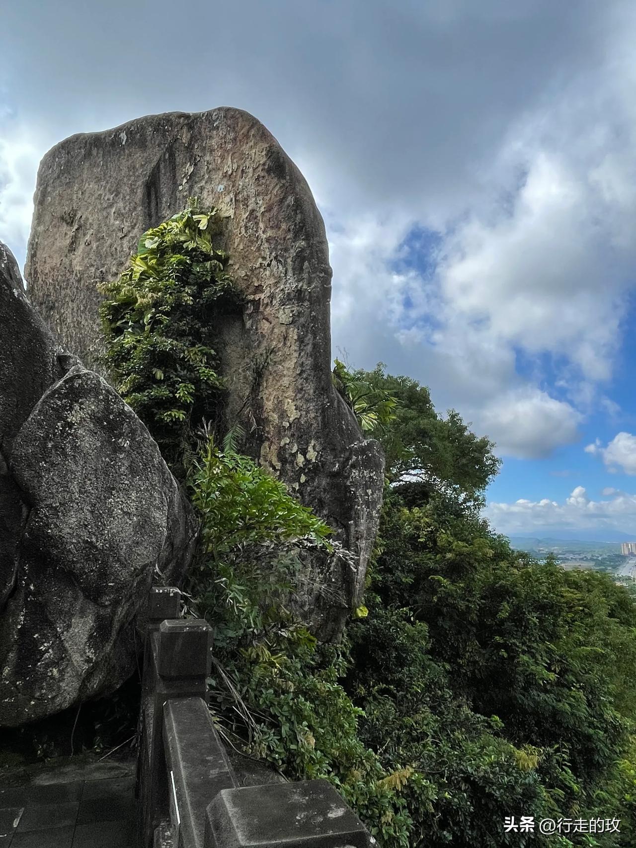 海南万宁东山岭风景区图片