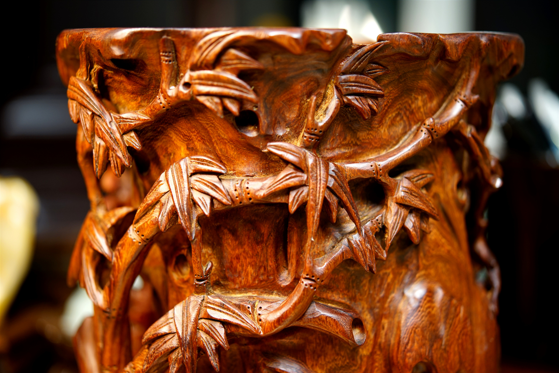 岁寒三友,木雕笔筒,巴里黄檀#古玩圈