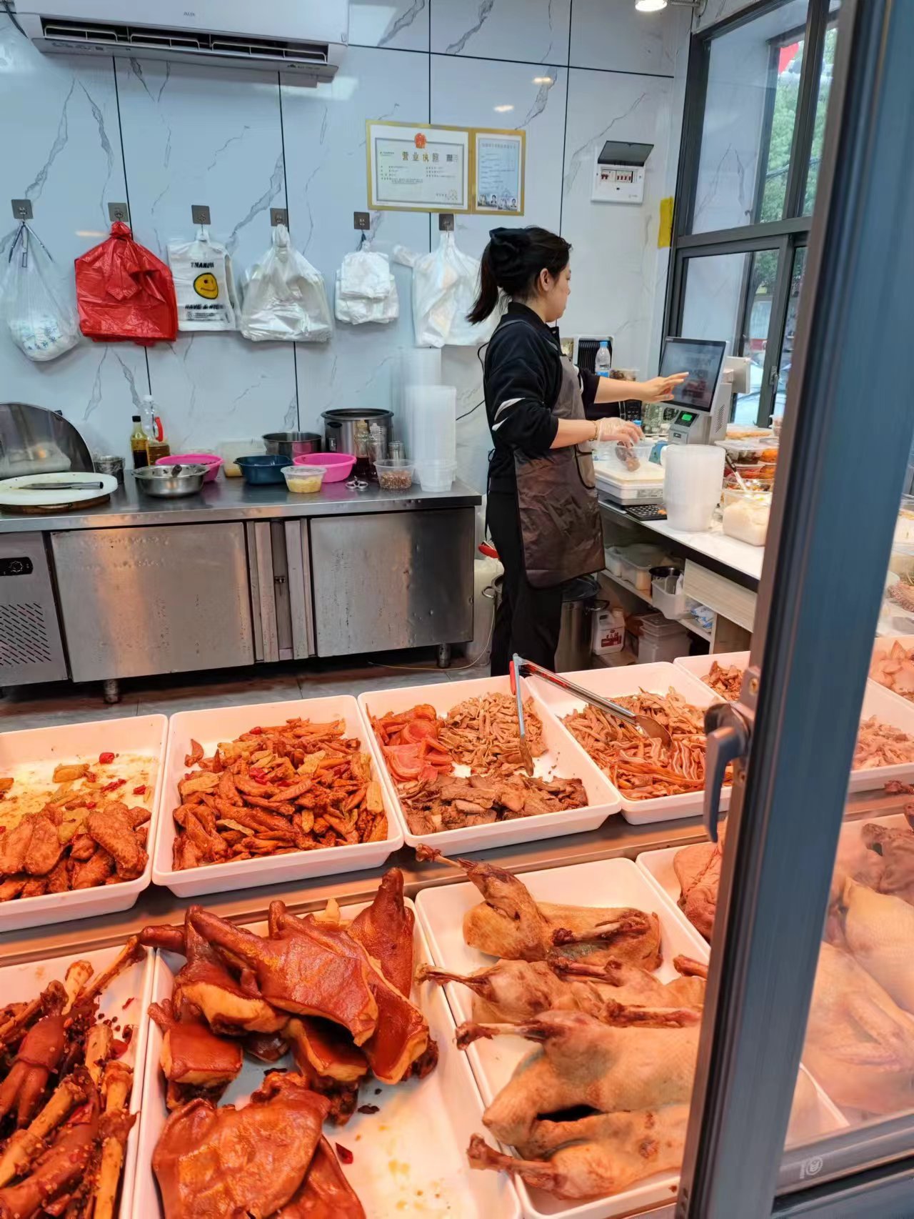 卤菜店收银台图片卤菜店内景卤肉店内照片卤肉店厨房卤味店收银台图片