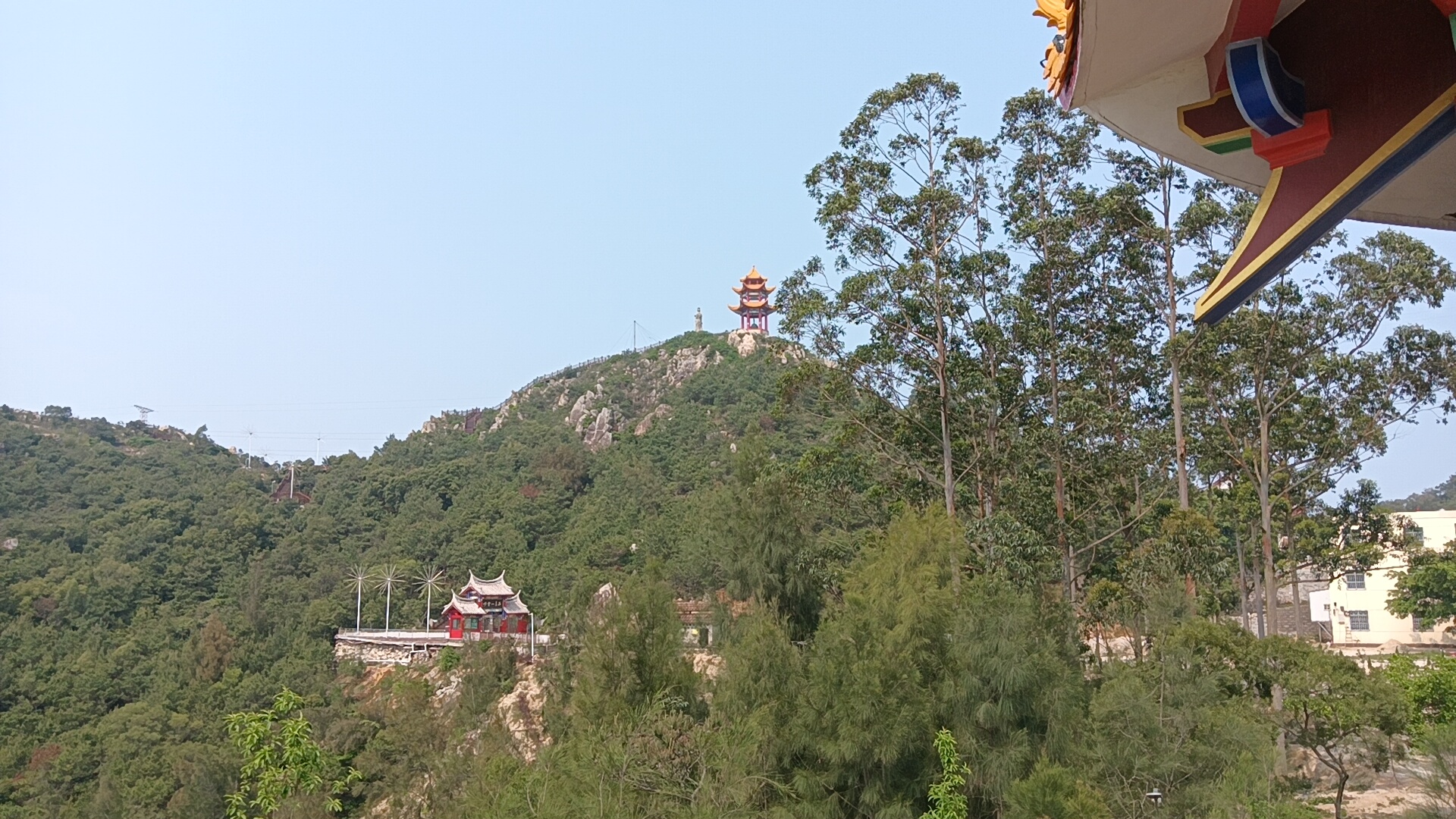 莆田市荔城区北高镇五候山风景区这里的山色如画,鸟语花香,空气清新