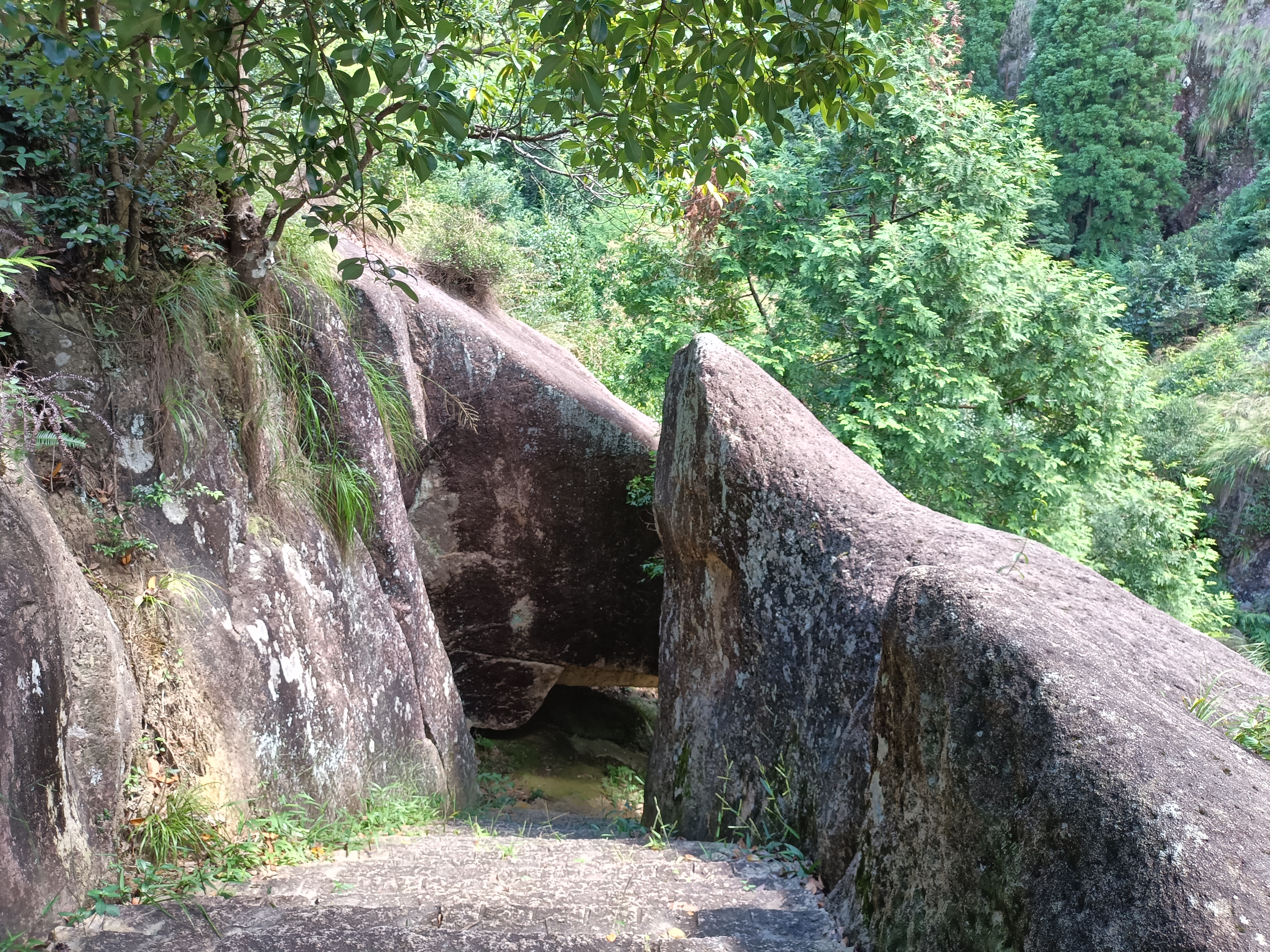 麦斜岩门票图片