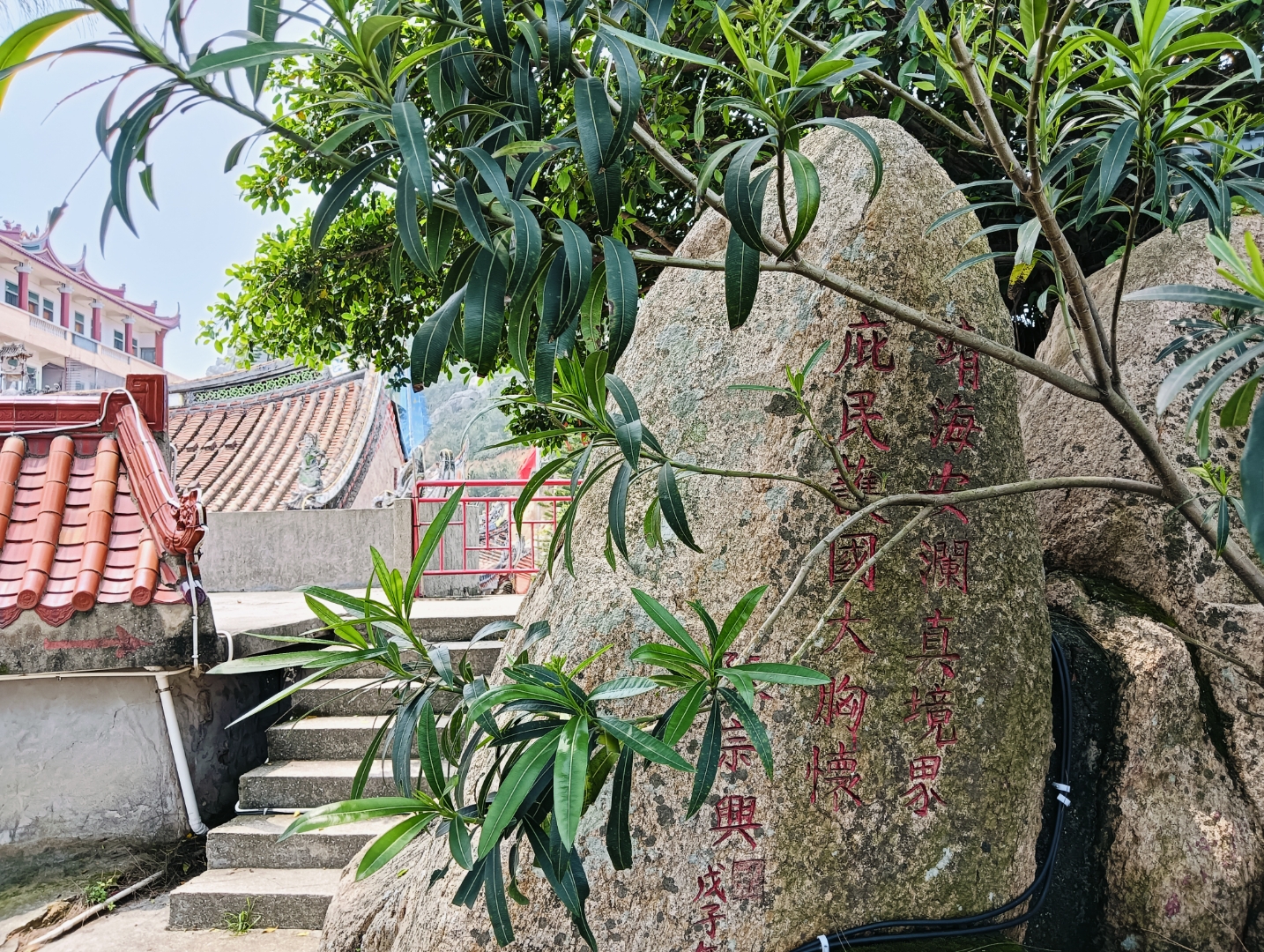 莆田市荔城区北高镇的五候山仙女洞景区,藏着蕊珠宫,九仙宫,仙女洞和