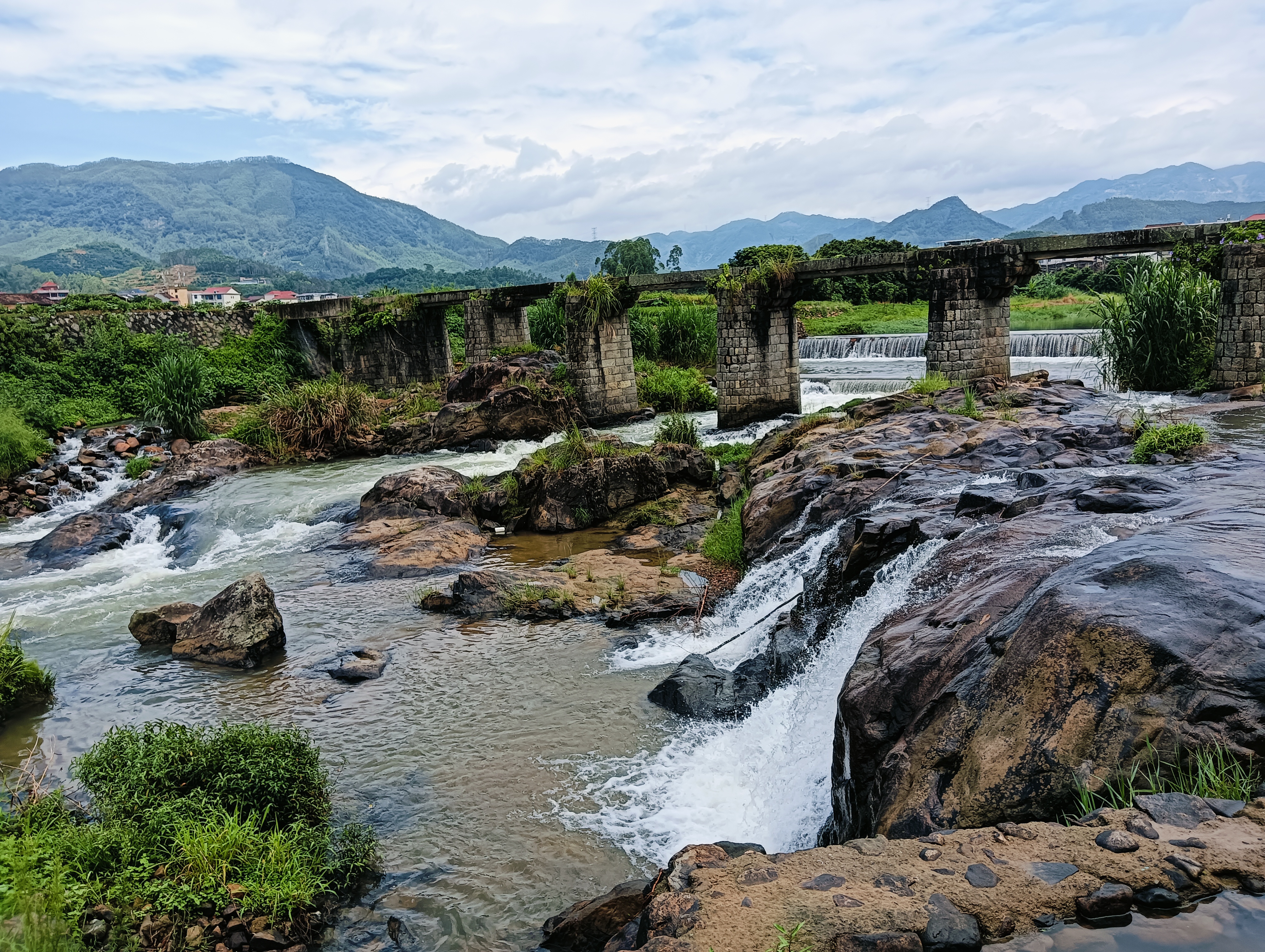 东山县坑北村图片