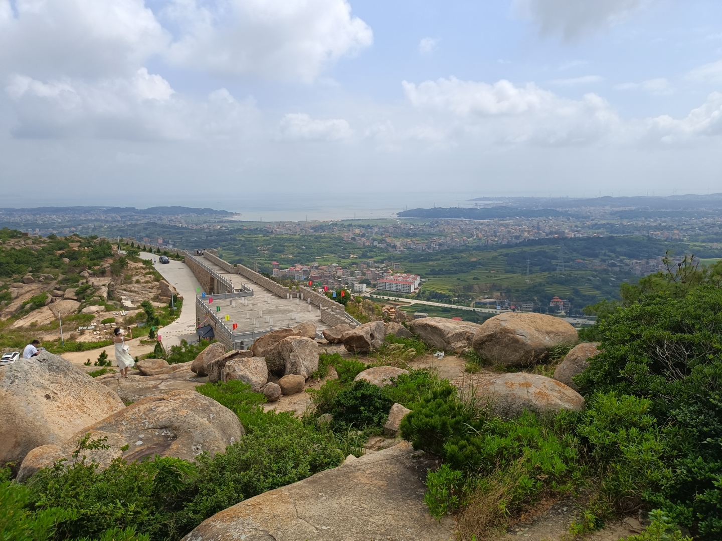 莆田市埭头镇天云洞景区 天云洞位于福建省莆田市秀屿区埭头镇温李