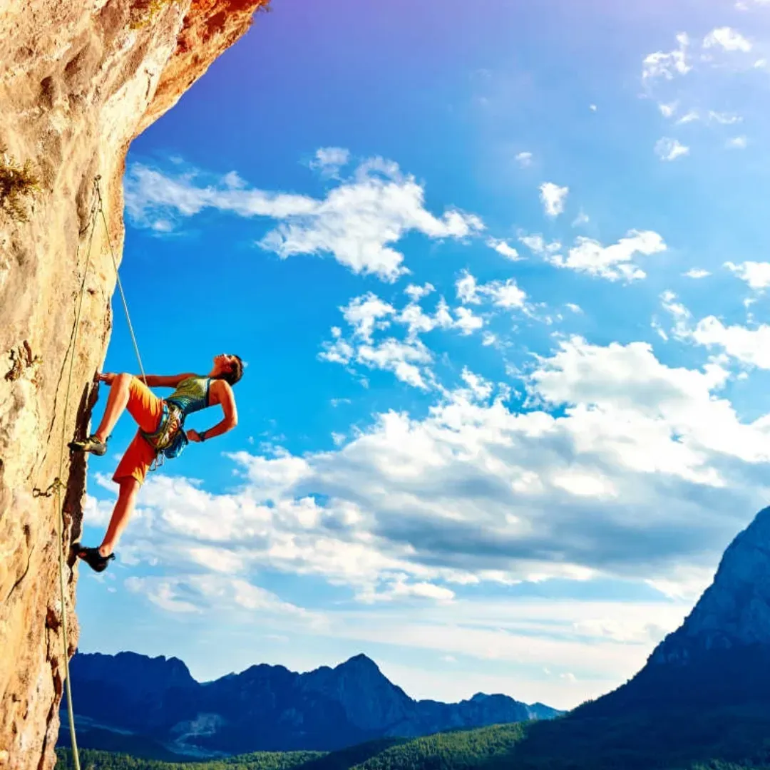 原创诗词《志存高远》作者:郭忠峄