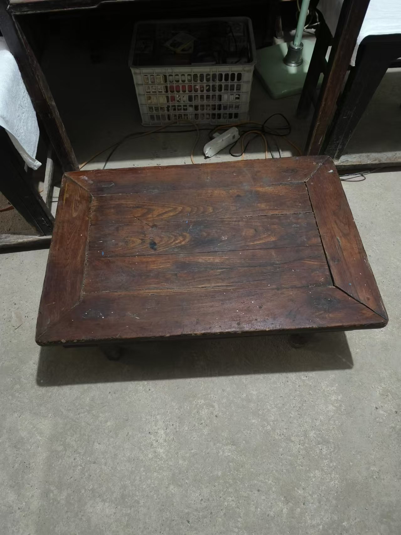 老炕桌保存的非常好,82x55x26厘米,有喜欢的吗?