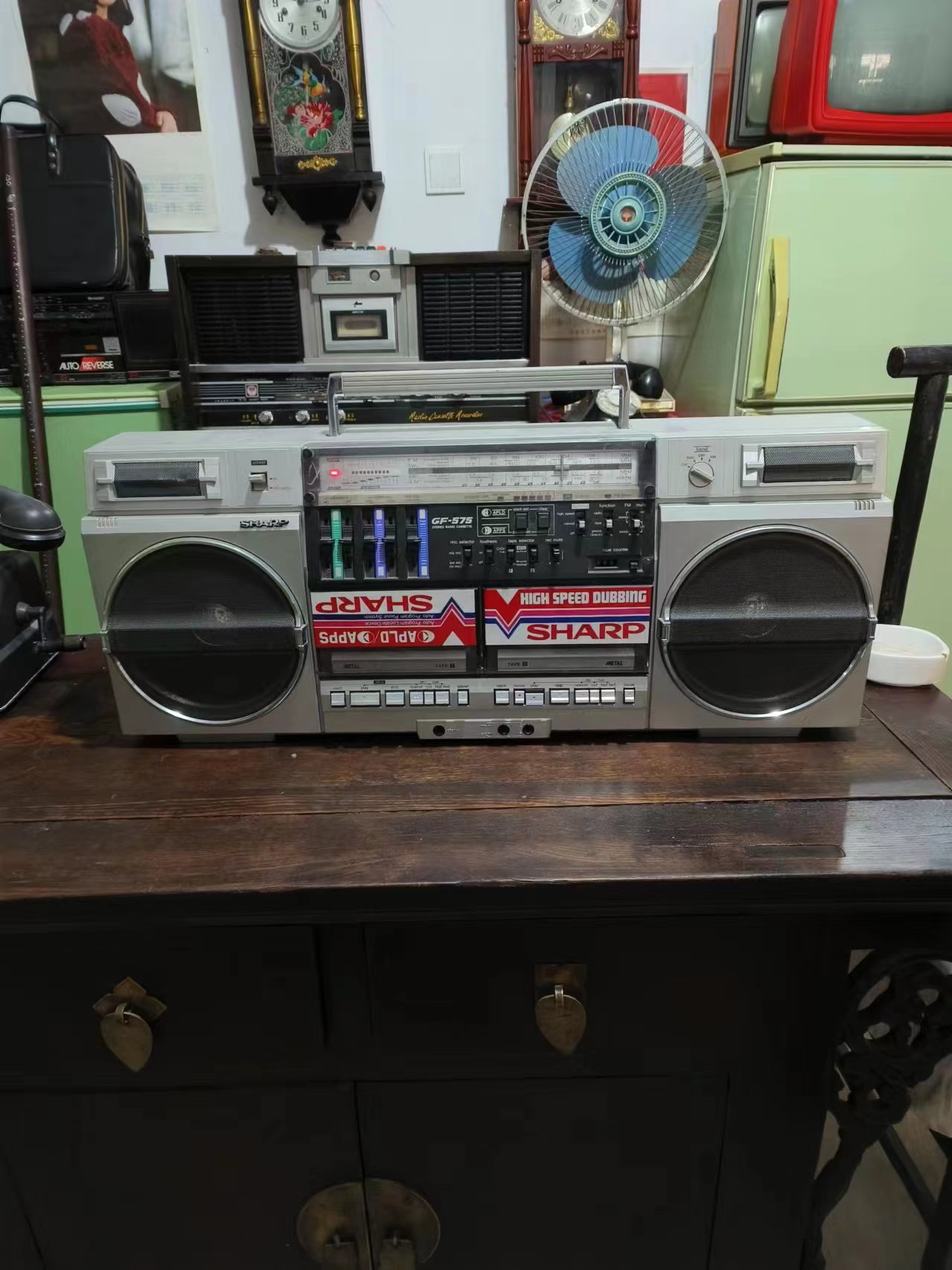 夏普575录音机,品相保存好正常使用,有喜欢收藏的吗?