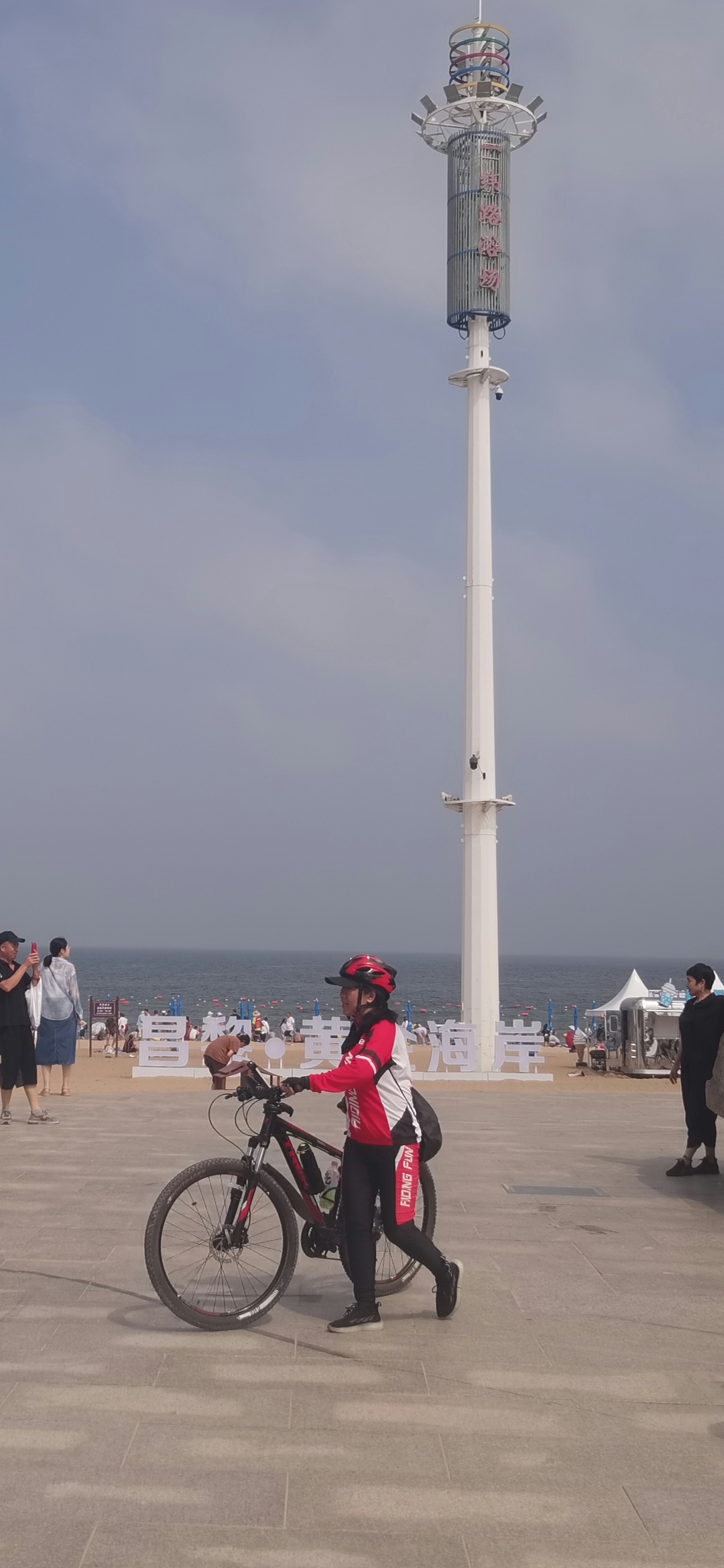 北京周边最适合孩子老人去的沙滩是昌黎黄金海岸(南戴河),推荐理由