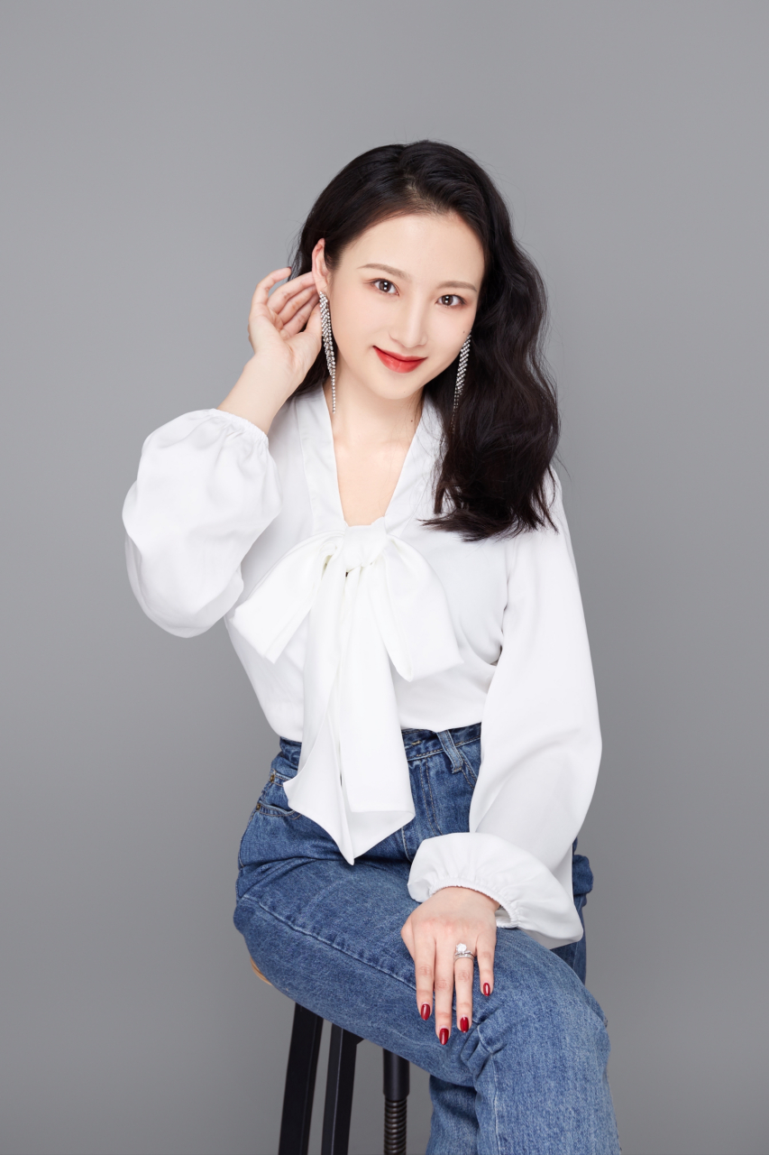 李红杨#  个人形象照