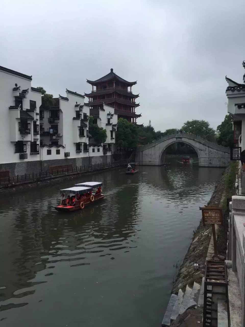 最美周边游# #免费旅游景点推荐# #三河古镇# 门票全免的国家aaaa级 