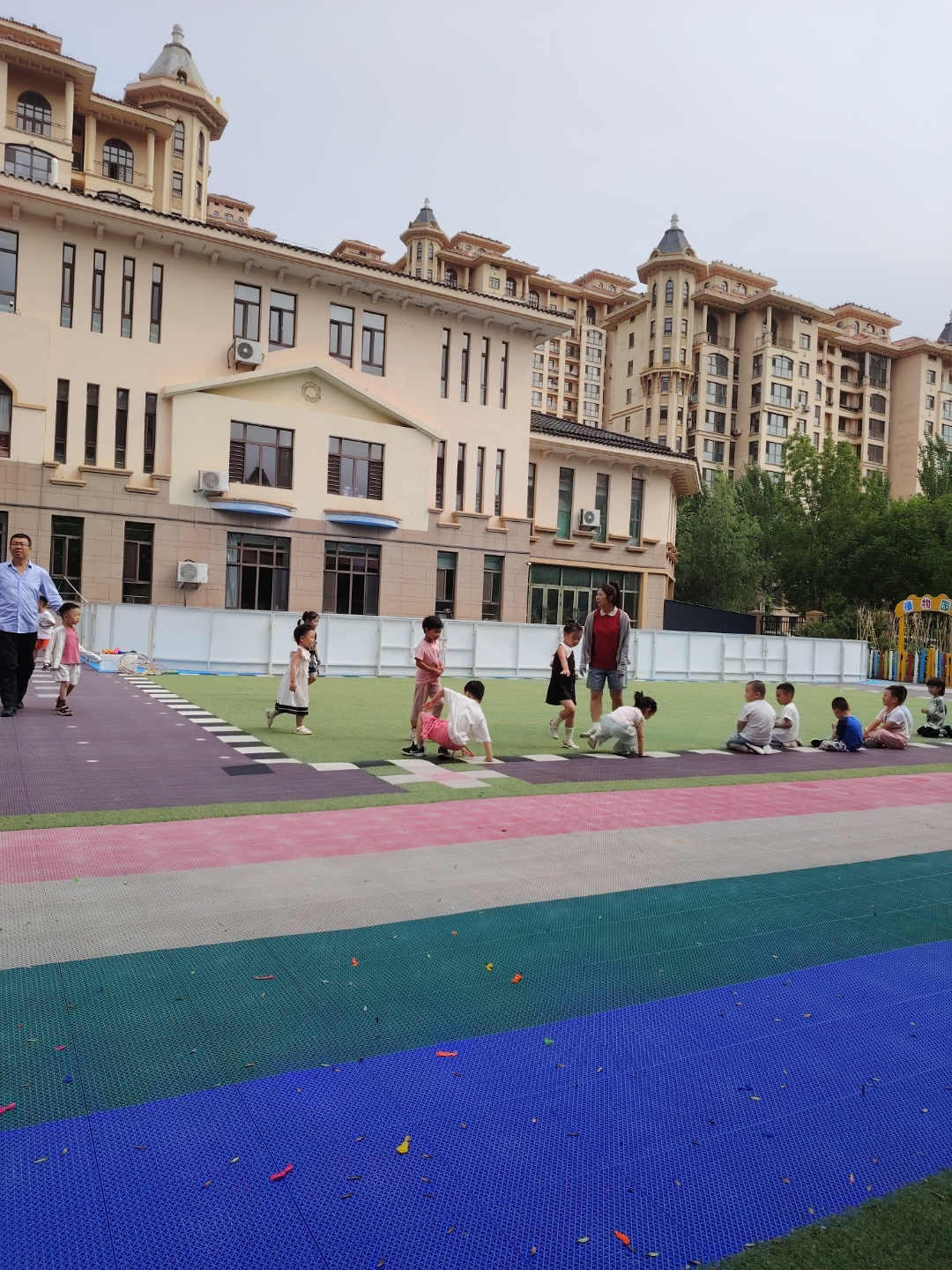 幼儿园的户外时光真令人向往!