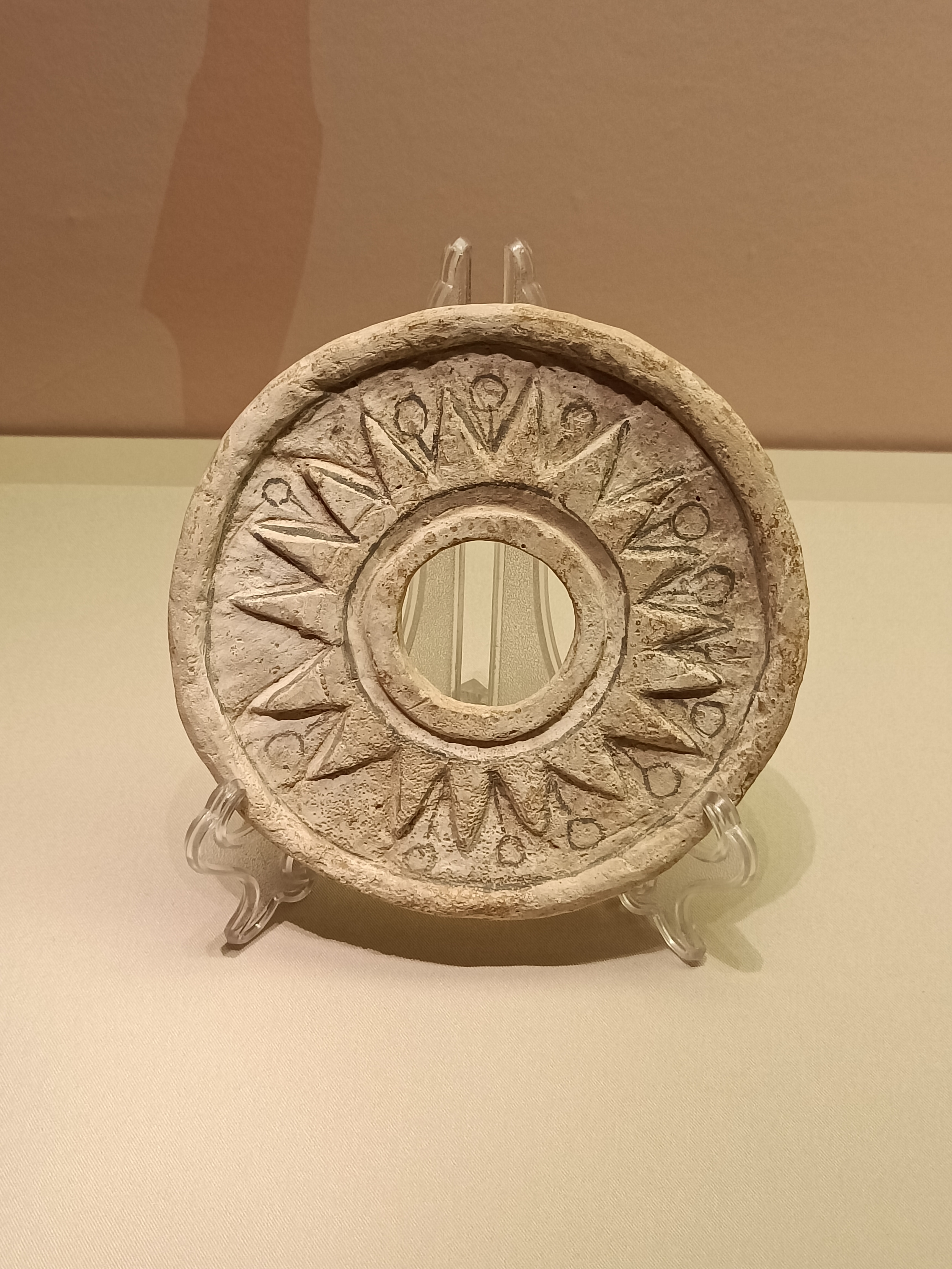 此次展览的展品除了来自叙利亚大马士革国家博物馆外