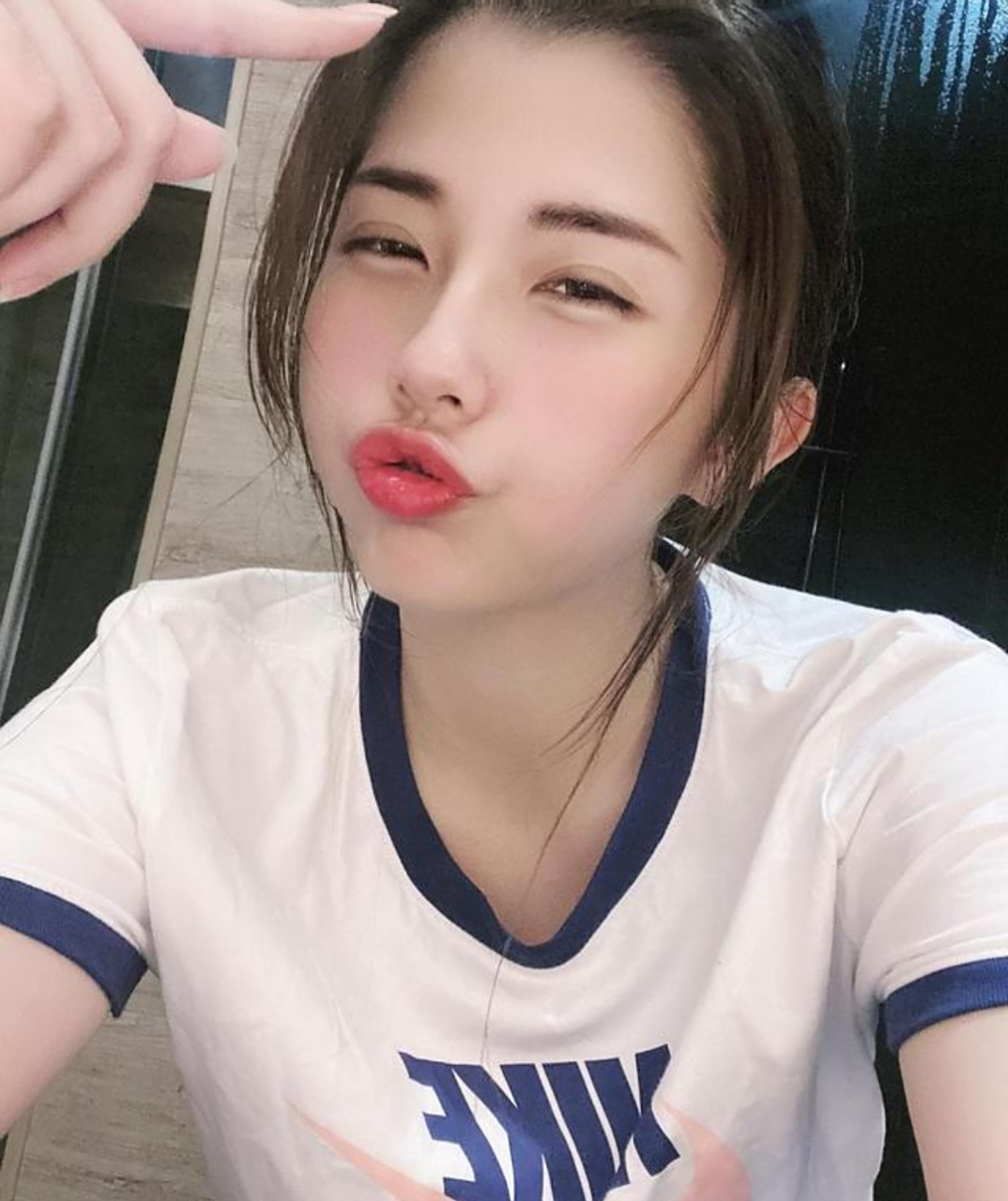 台湾美少女沐沐写真图