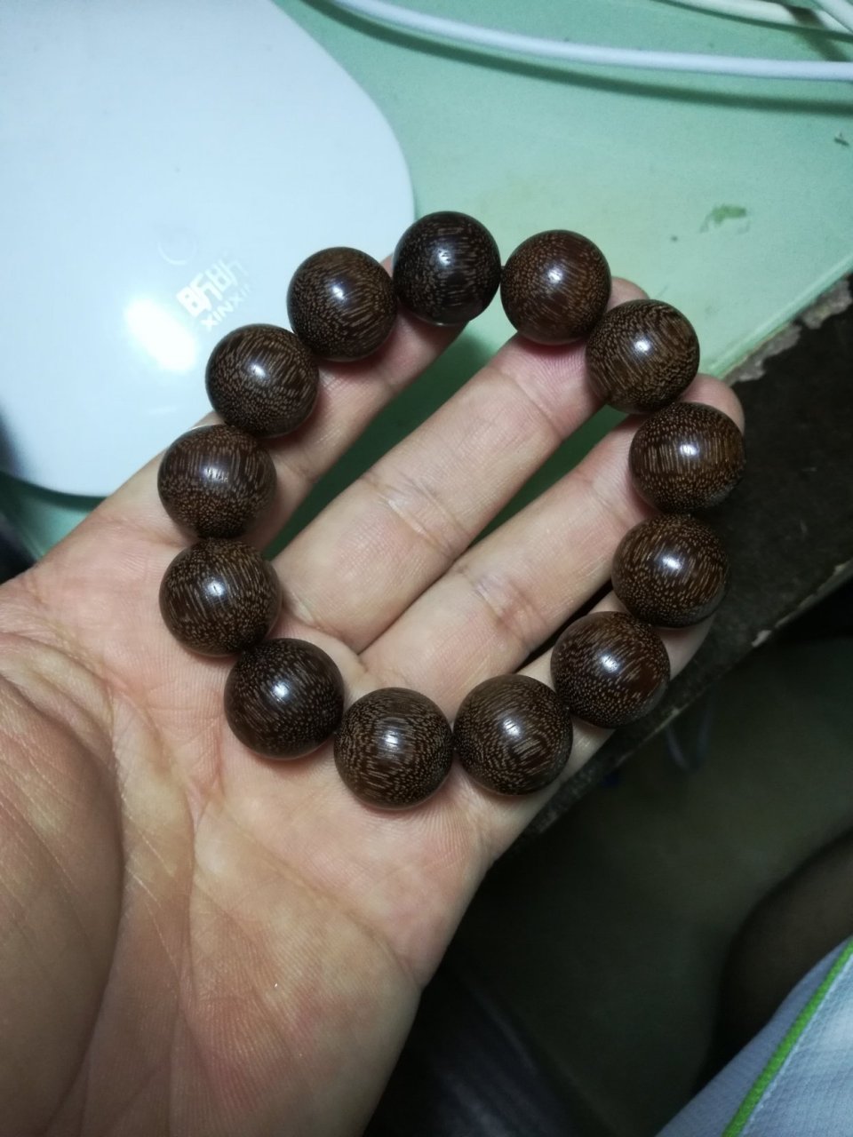 老料鸡翅木手串,重要的是老料可遇不可求啊,沉水的老料.