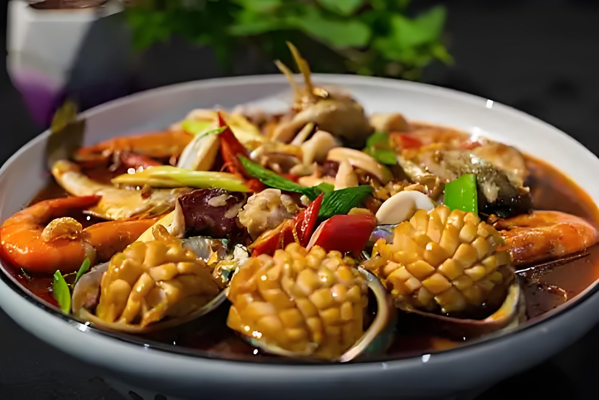 以下是烩三鲜的做法: