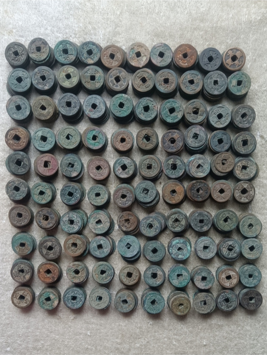 夏海贝,商海贝,石贝,骨贝,周春秋战国铜贝及各种质地贝币刀布圜钱,秦