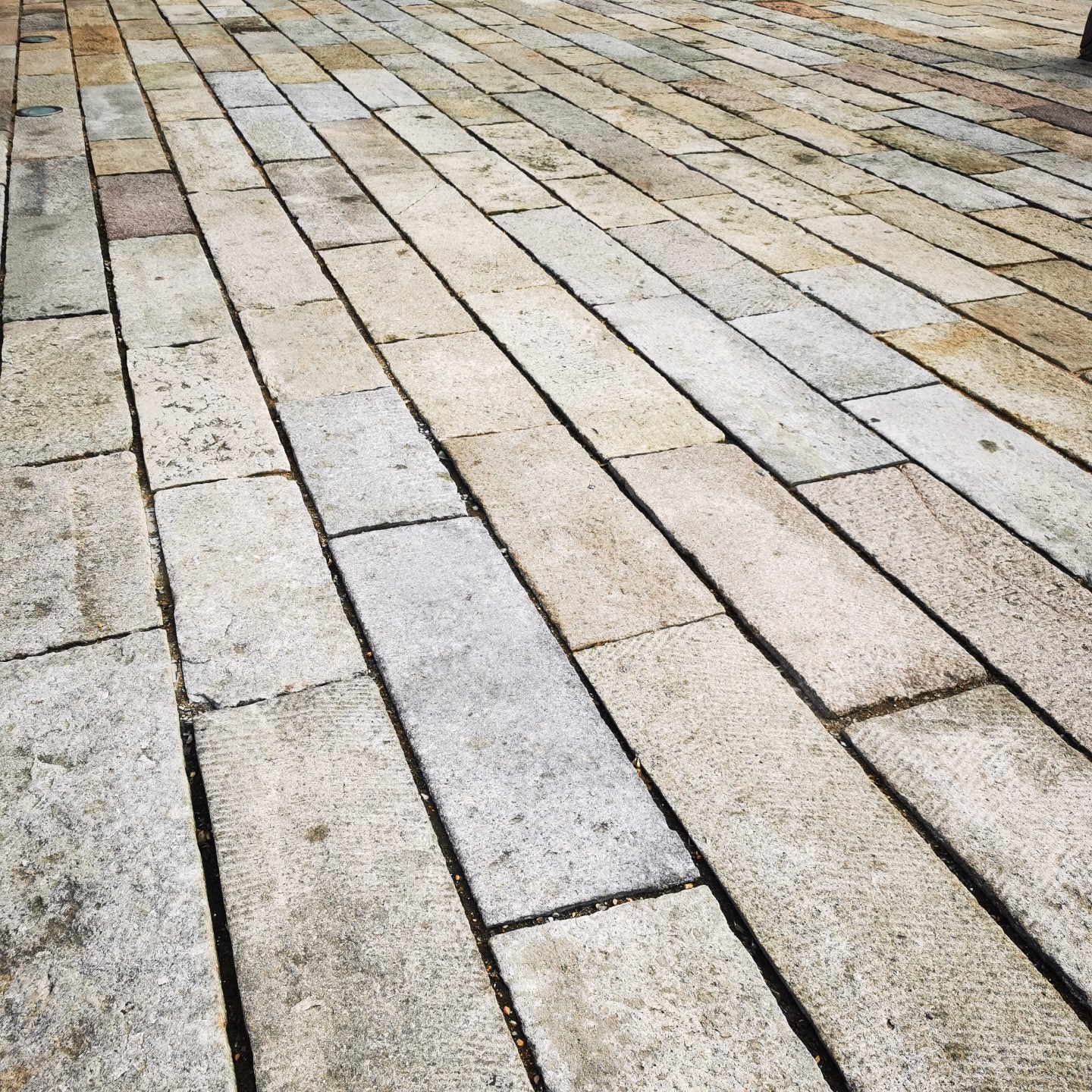 仿古铺地青石老石板青石老石条广场做旧地铺石花岗岩老石板庭院仿古