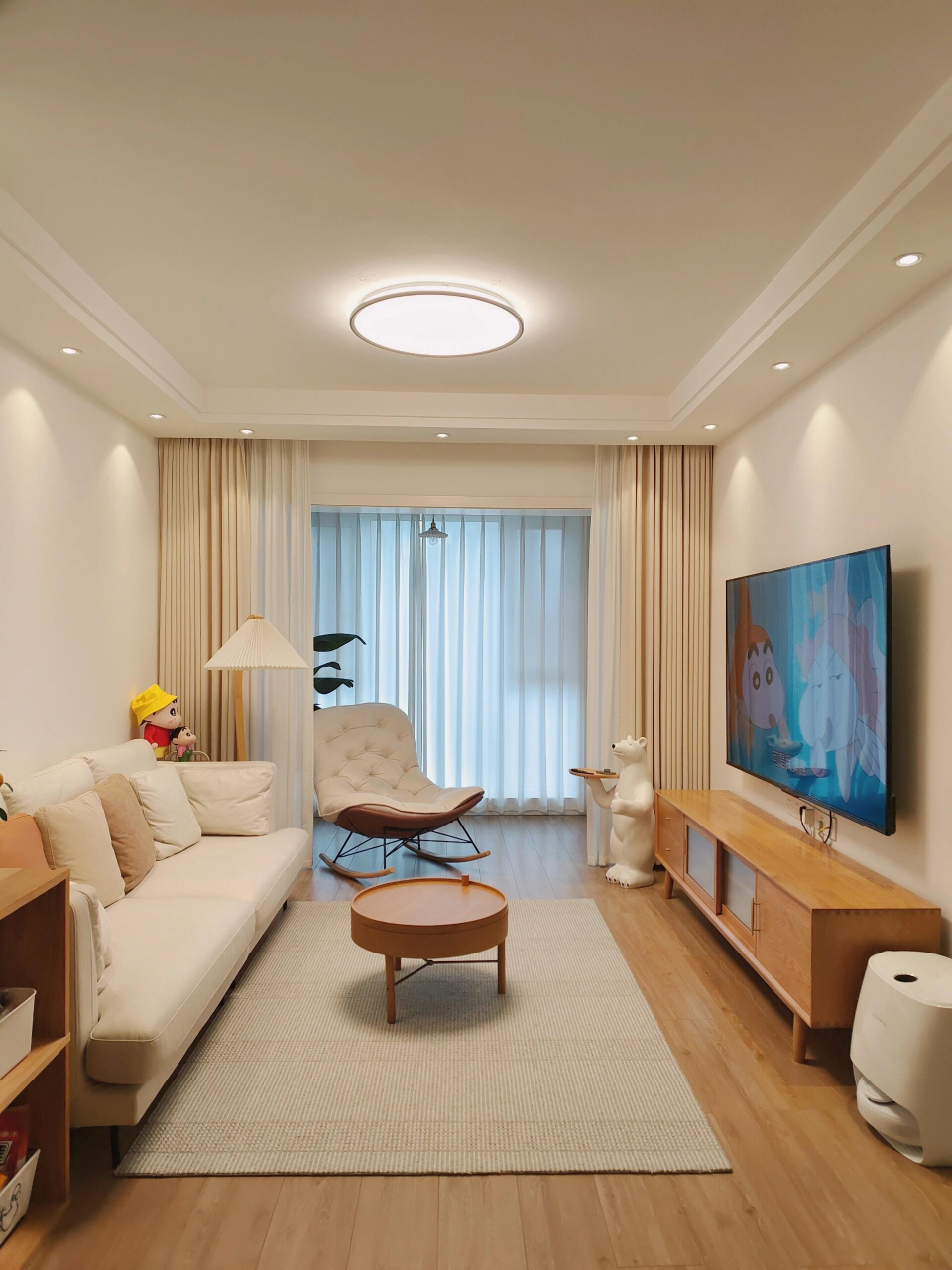 套内60平,两室一厅小户型 预算有限,整体装修特别简单 硬装花7.