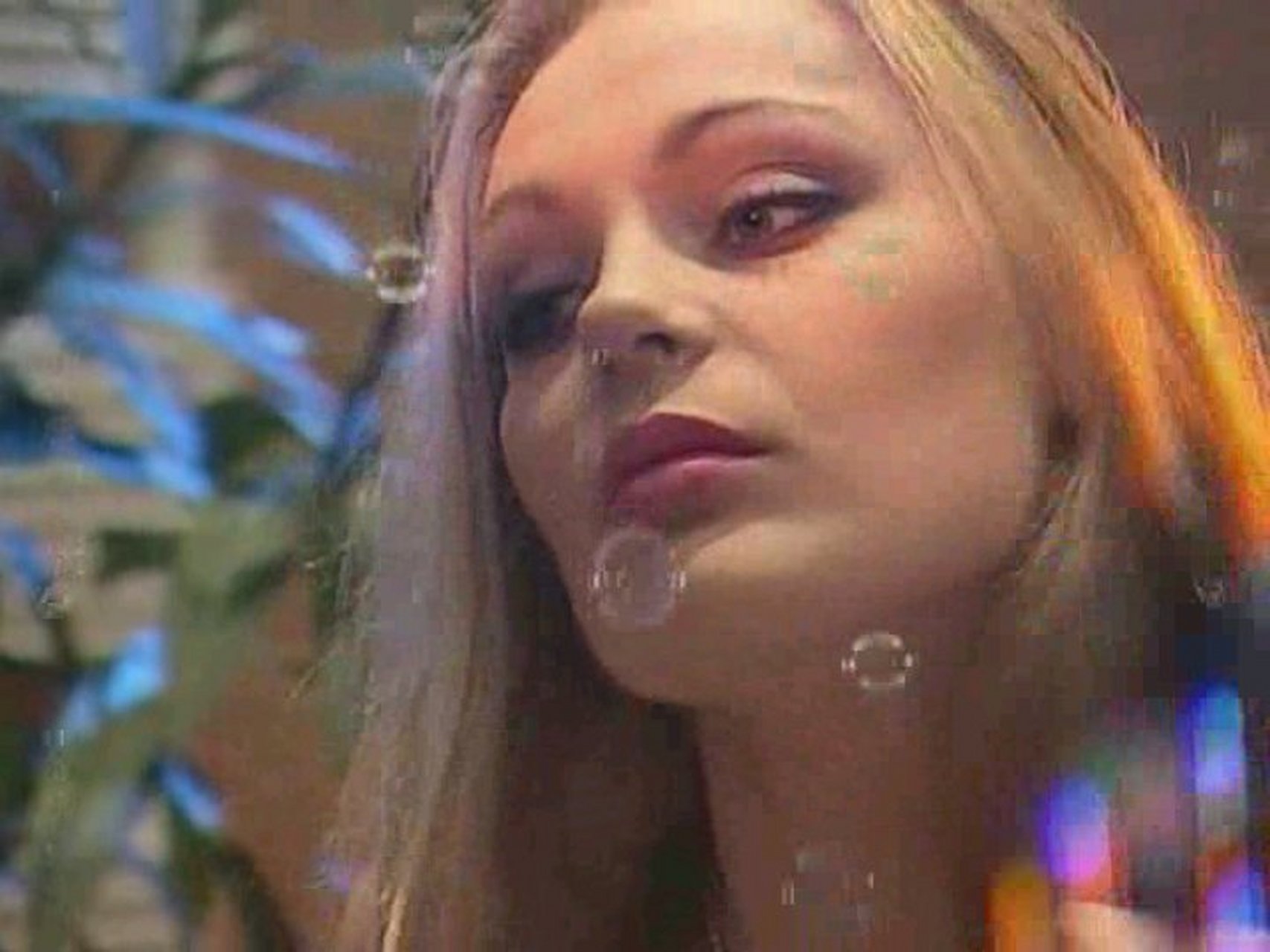 法国啄木鸟电影,经典中的经典,女神罗丽星克莱尔主演.