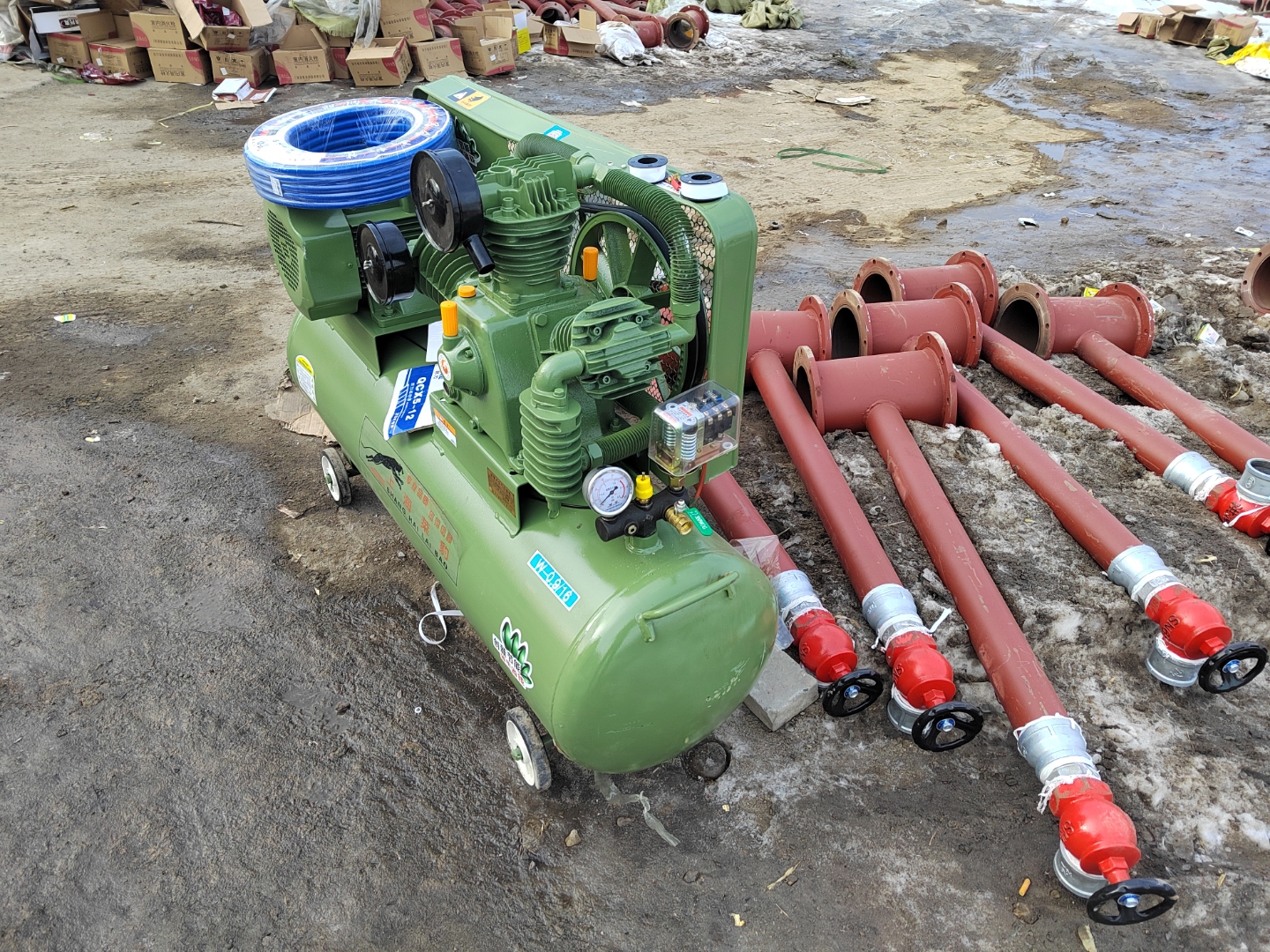 墙上的领袖像,不仅是历史的见证,更是我们前行的力量