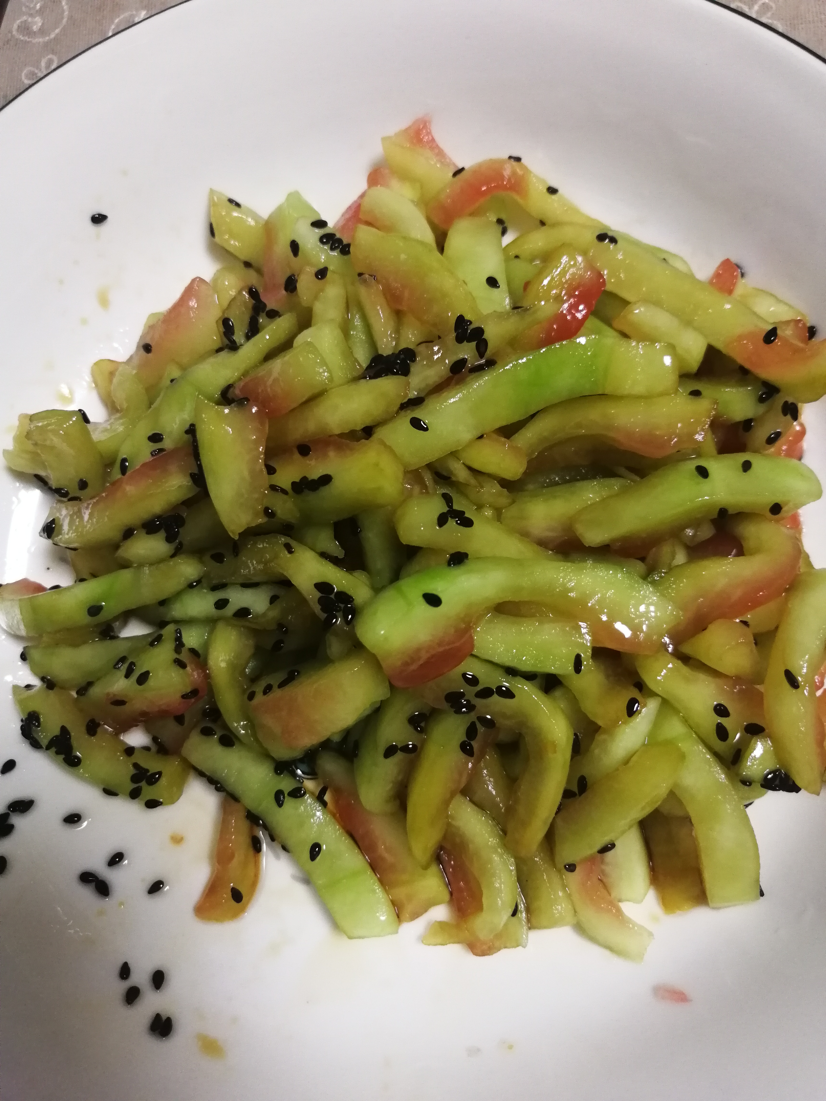 凉拌西瓜皮,夏天常吃的凉菜