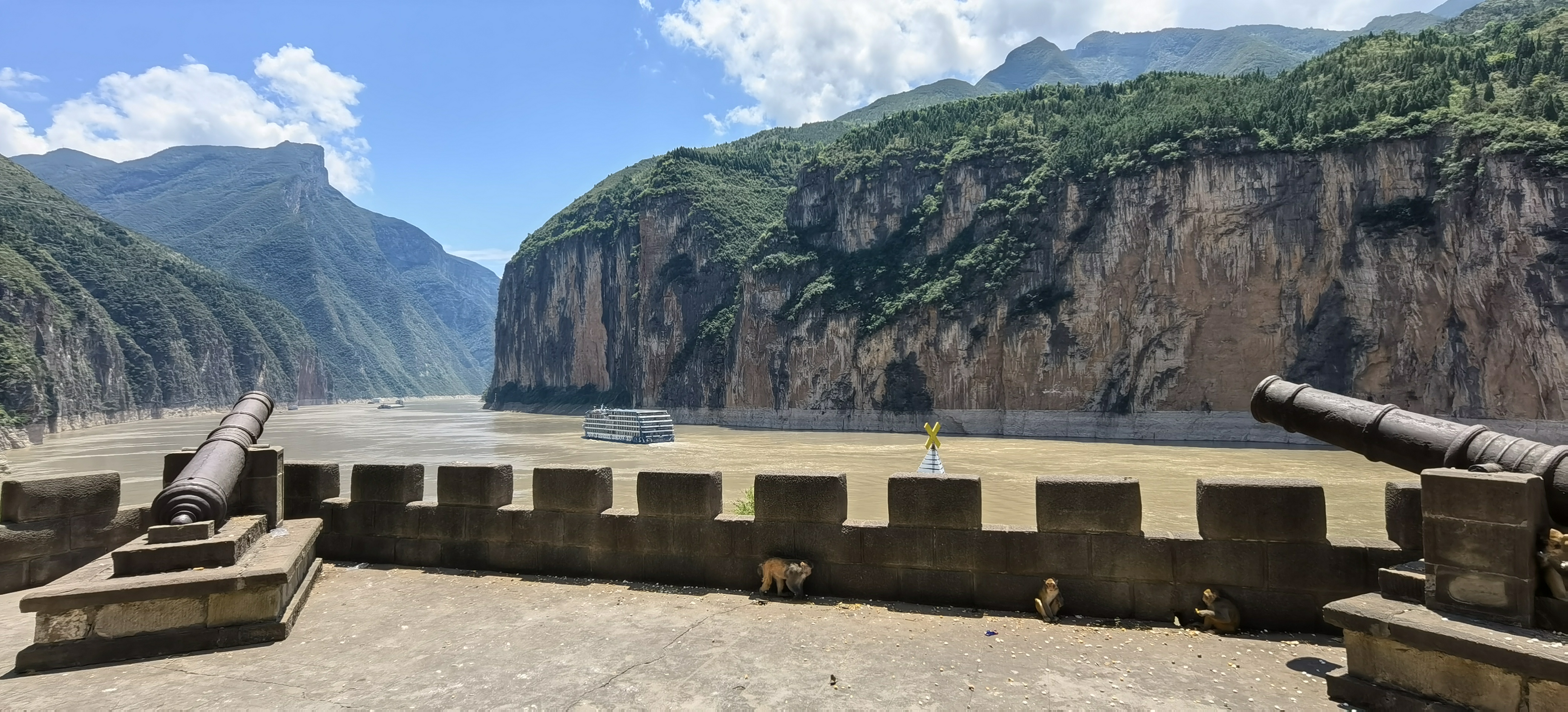 2024暑假自驾游(27). 2024.8.1.今天的目的地是巫山县城.