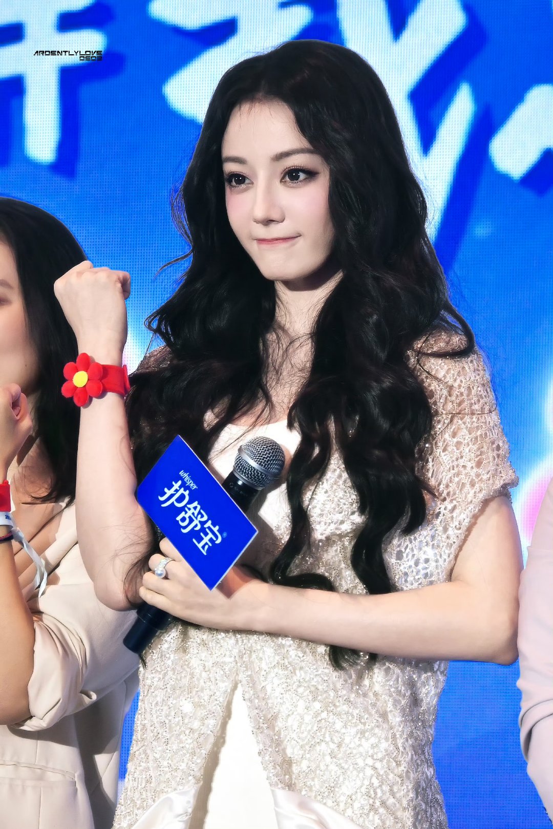 迪丽热巴护舒宝活动图片