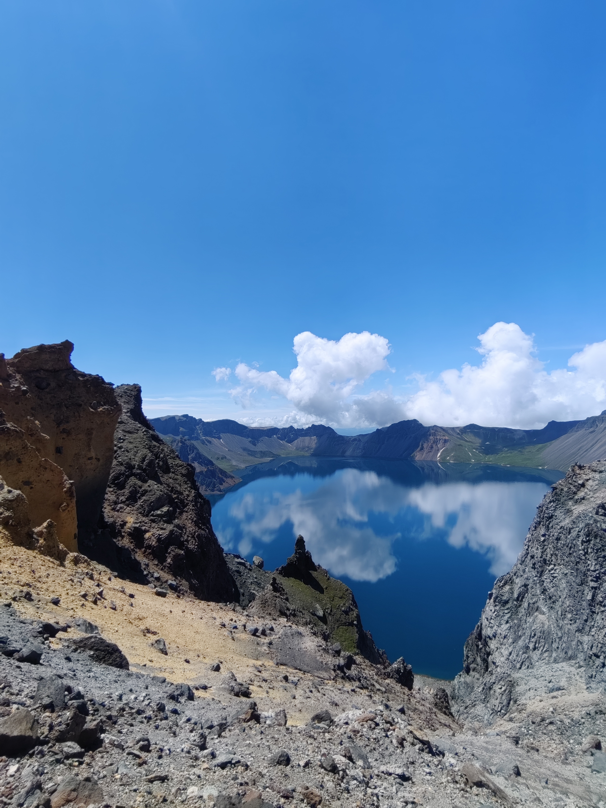 全球最高海拨火山湖一一长白山天池