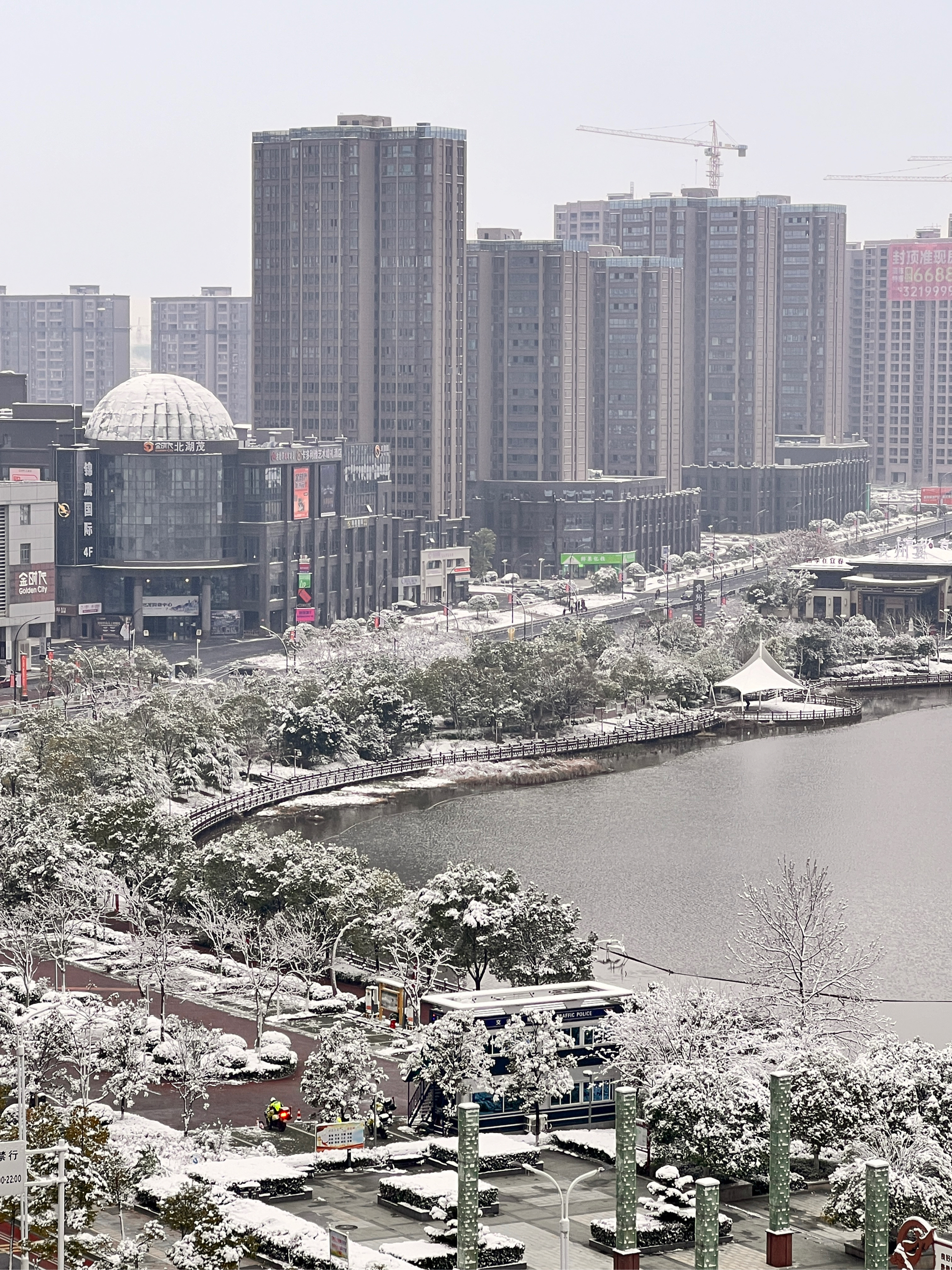 真实城市雪景图片图片