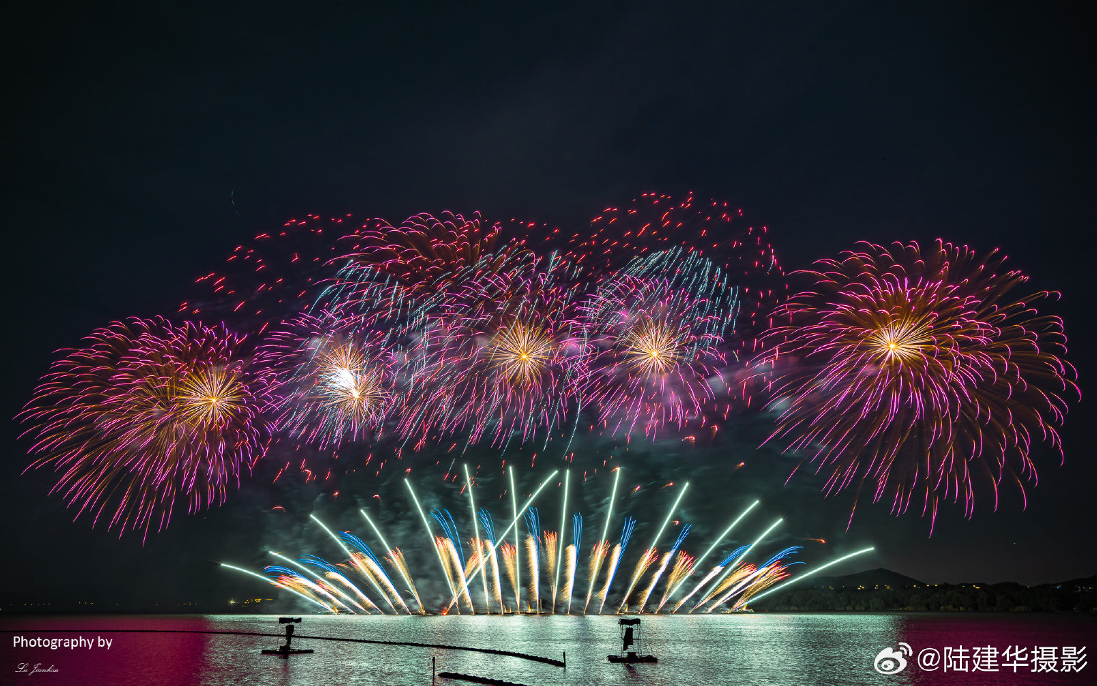 作者陈友华  当今社会确实卷 搞得人人