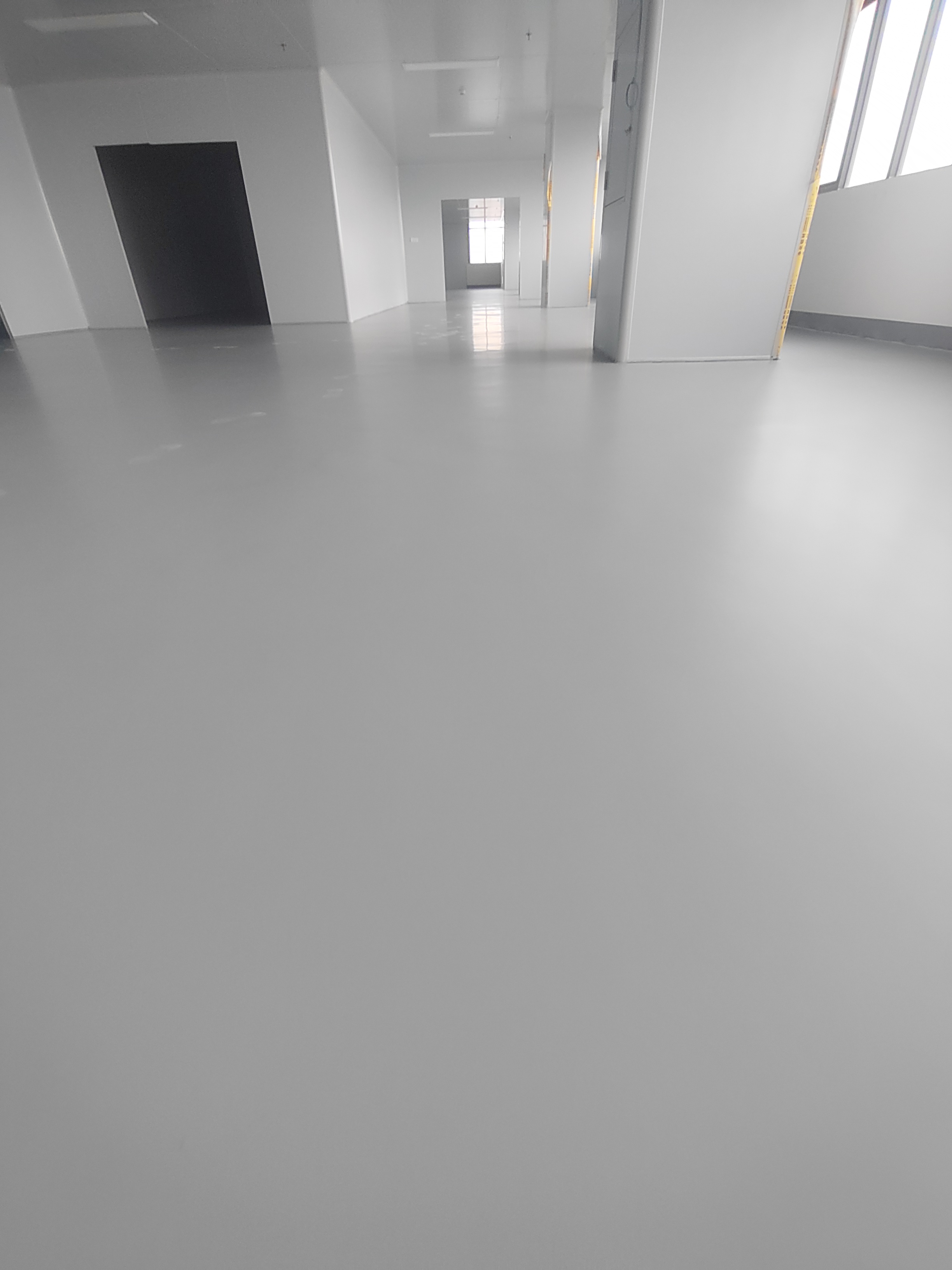 下面将为您详细介绍地坪漆的施工流程.   一,施工前准备   1.