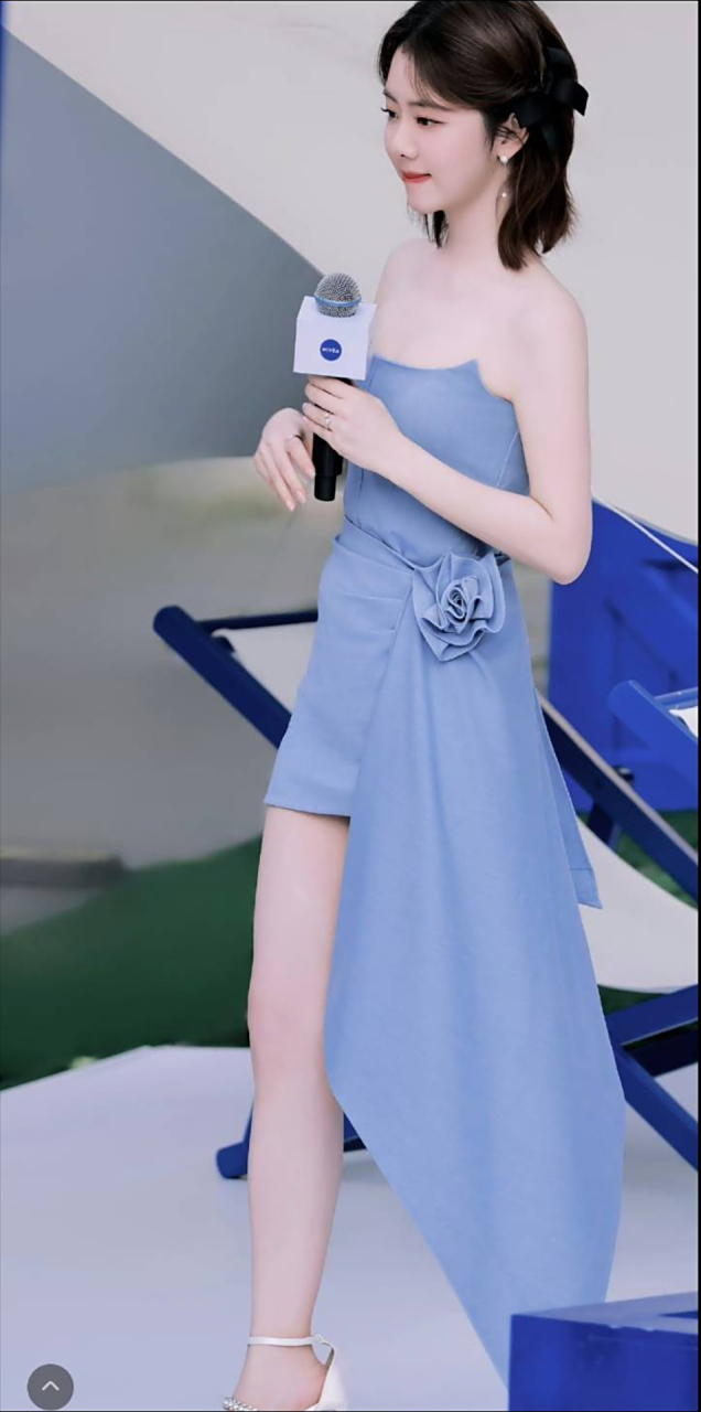 谭松韵这张照片可以封神了