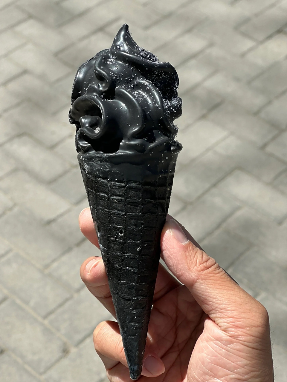 这个椰子灰冰淇淋真的特别到位