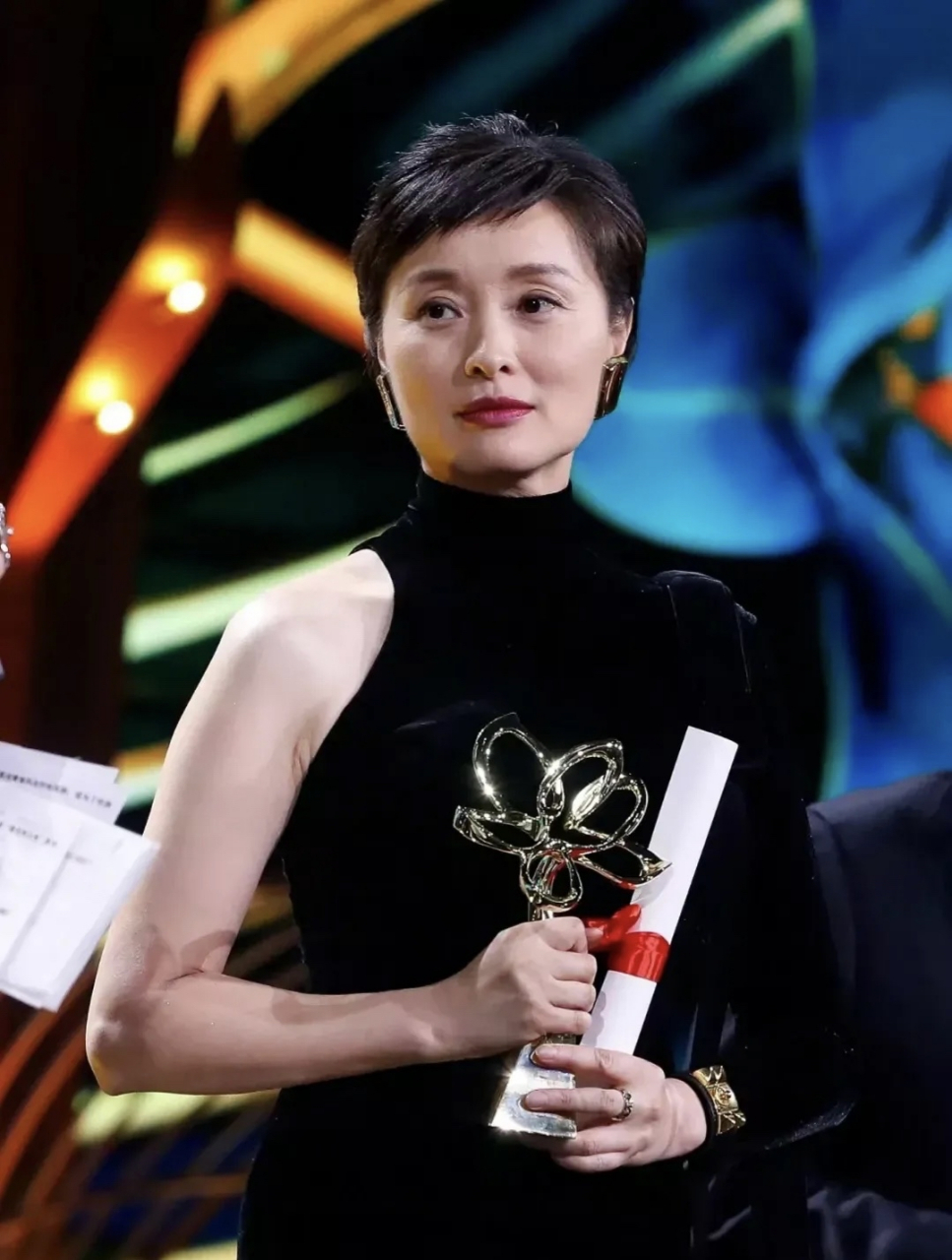 吴越情商是真高哇,你看人家多会说话,说出这话就让