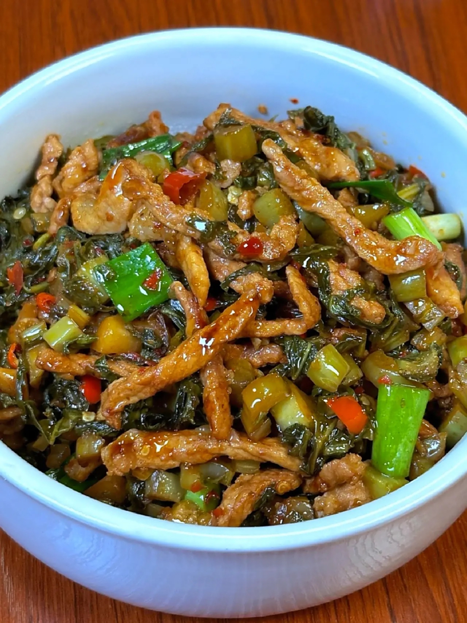 自制芥菜酸菜炒肉丝.