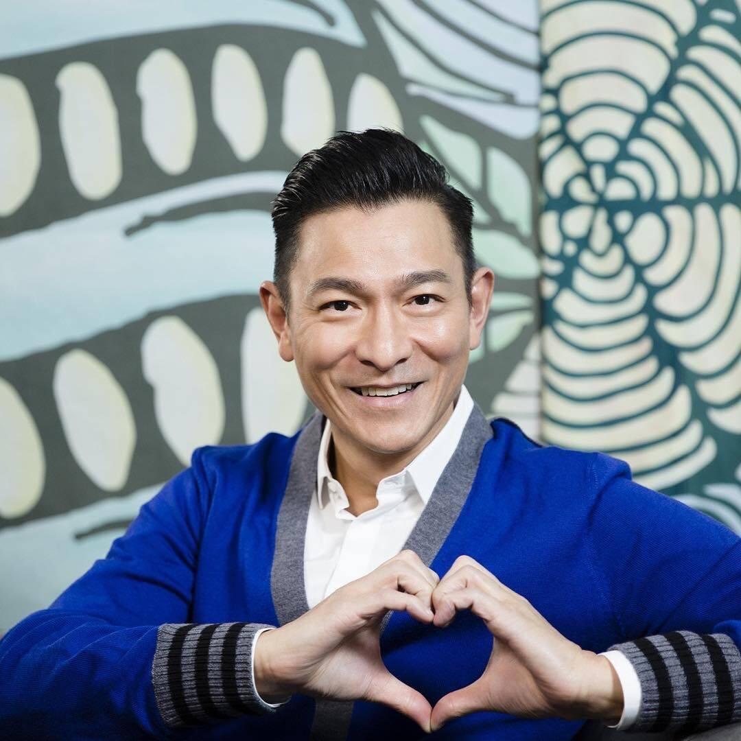 刘德华:用演技和敬业征服观众  在电影圈,张艺谋和刘德华无疑是两个