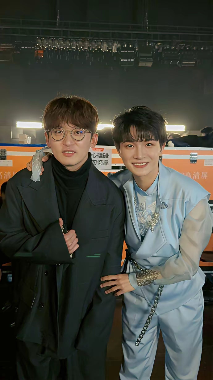 周深粉丝维权一周,没收到节目组道歉声明,收到了姚译添改名注销通知