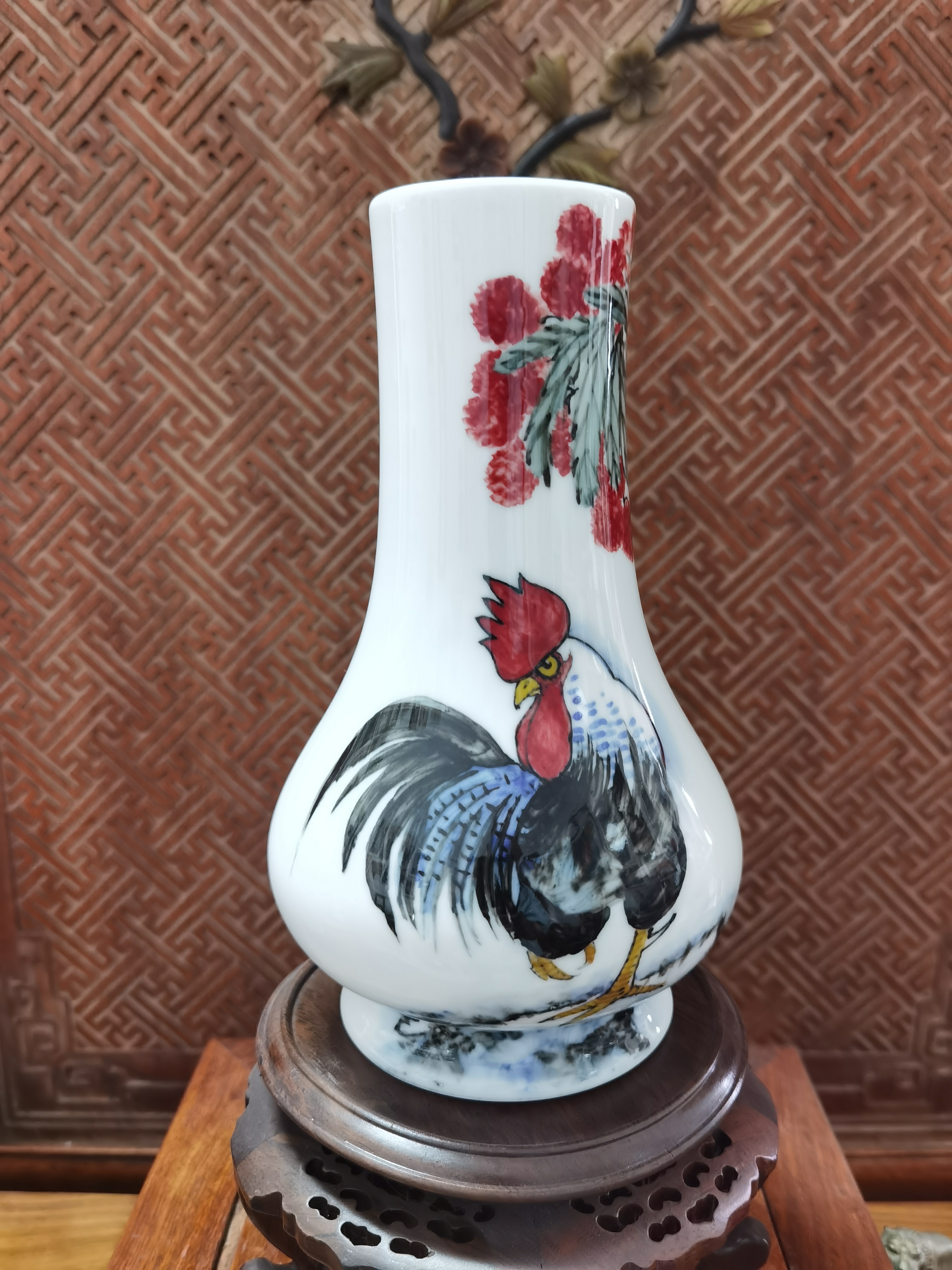 风来时,我们低伏如草,心却可向九天翱翔,如鸿鹄振翅,直指云霄