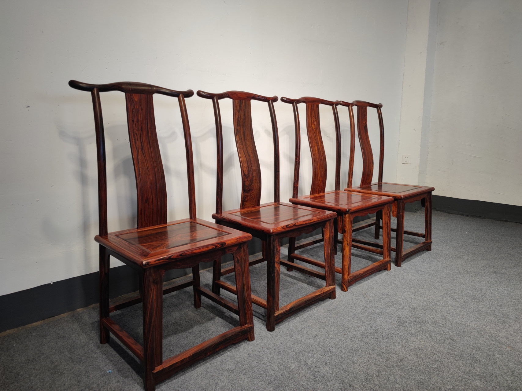 墨西哥微凹黄檀明式灯挂椅细磨打蜡工艺 无油漆,无上色,无白皮,无拼补