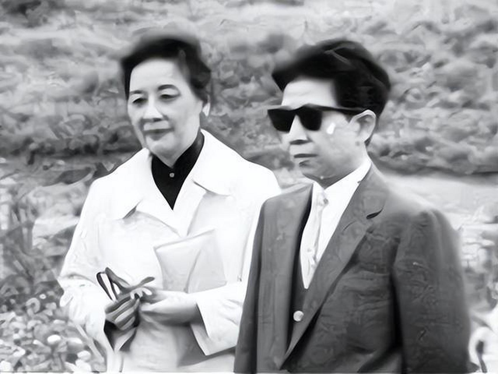 历史#  【电视剧都写不出来的混世魔王:民国孔二小姐】 1941年,香港